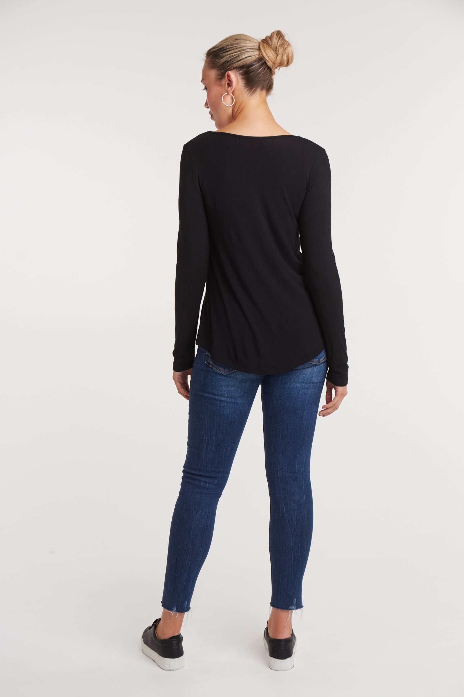 Basic Long Sleeve - Carbon - eb&ive Clothing - Basic Top L/S