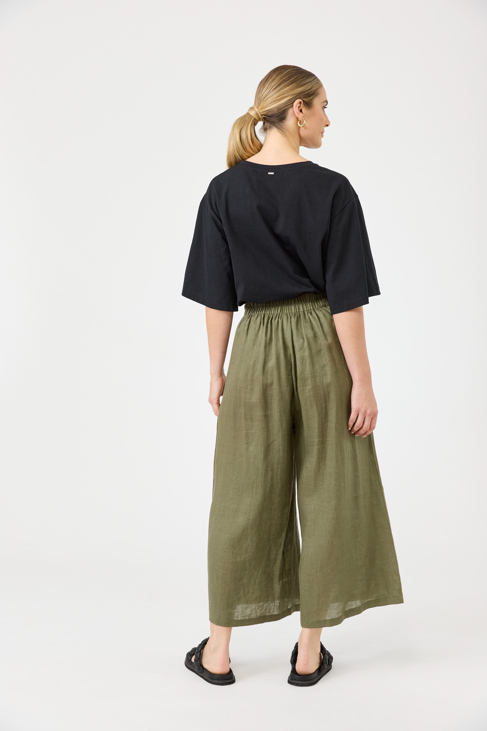 Studio Crop Pant - Khaki