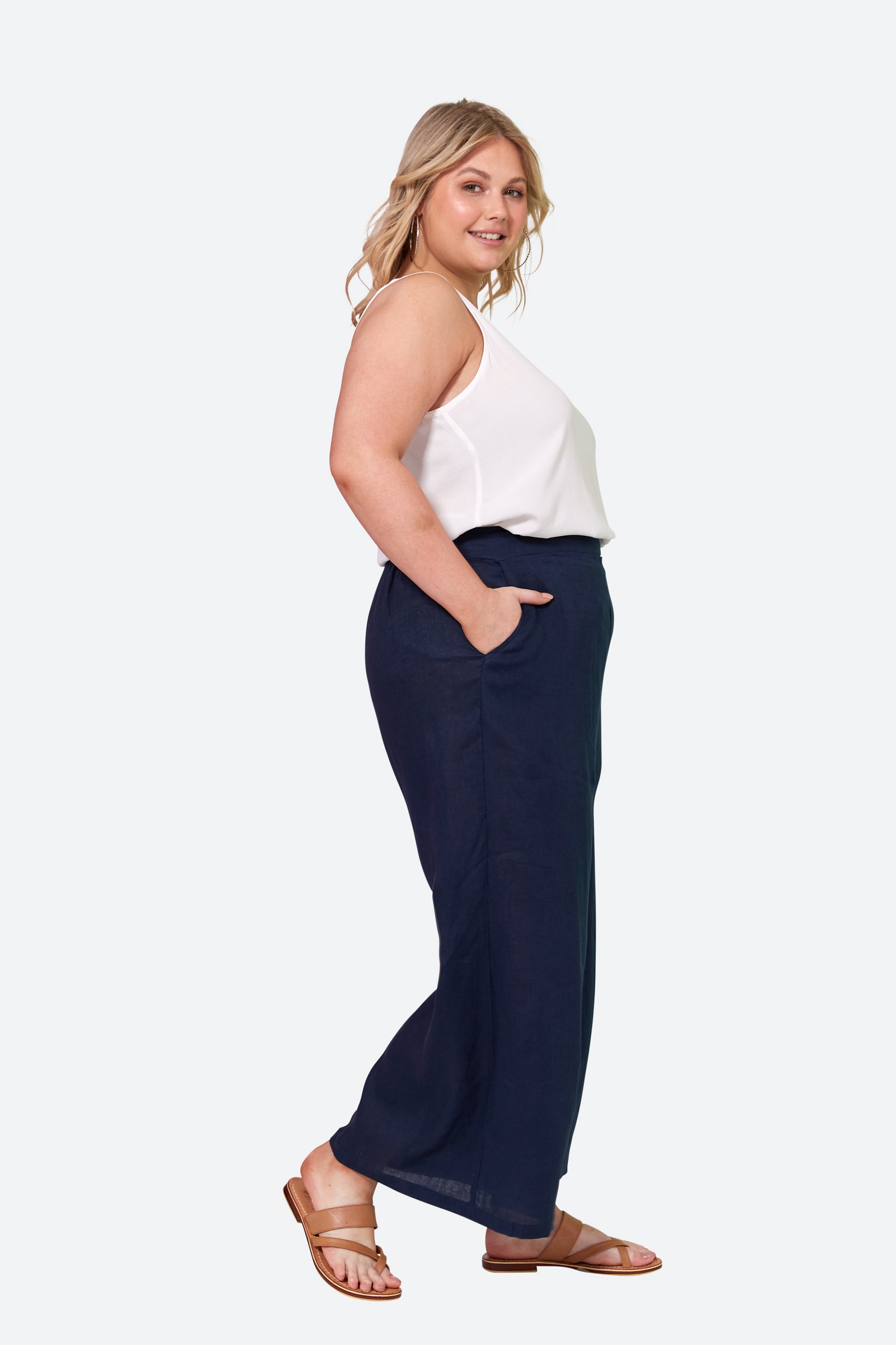 La Vie Crop Pant - Sapphire - eb&ive Clothing - Pant Relaxed Crop Linen