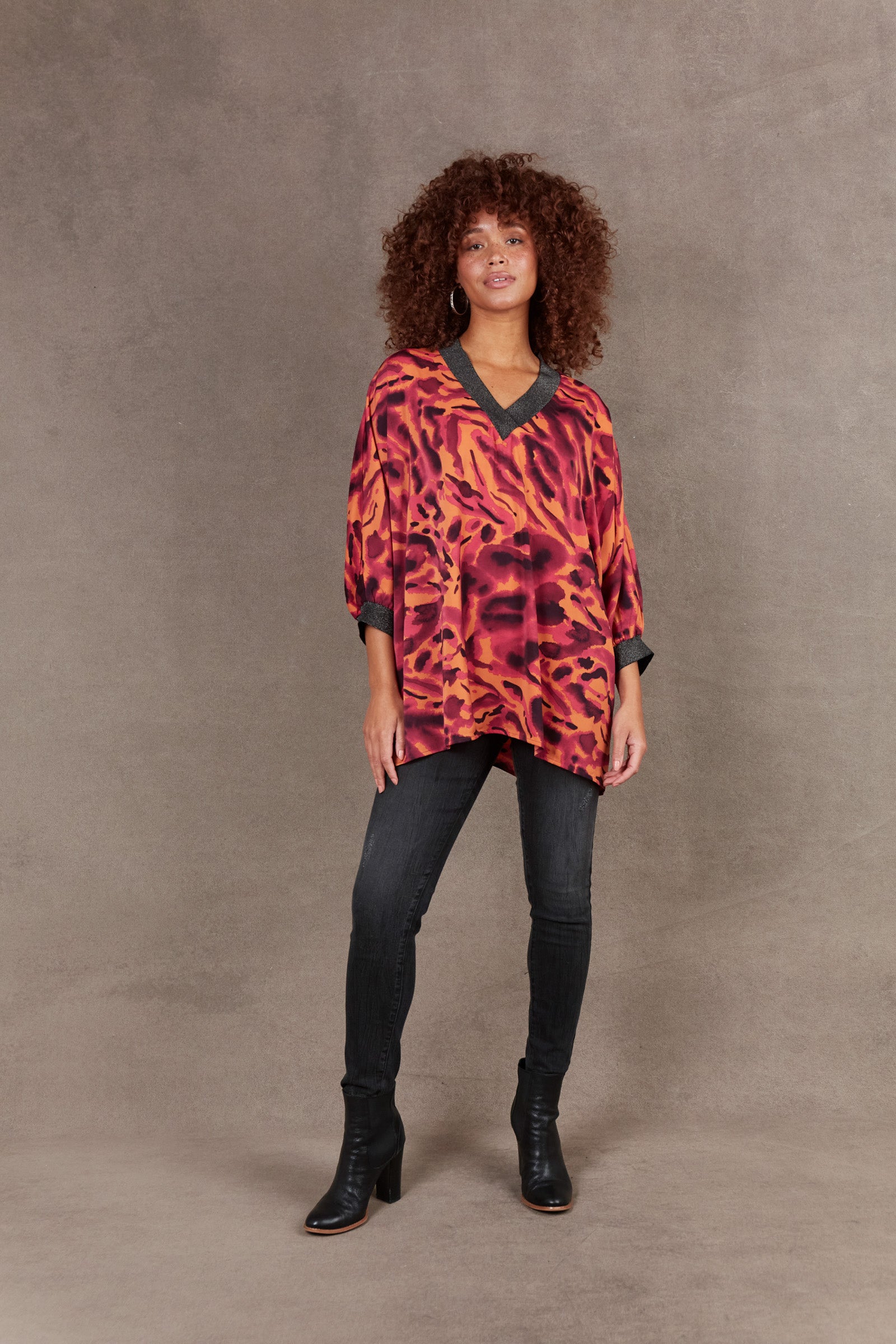 Mayan V Top - Magenta - eb&ive Clothing - Top L/S One Size