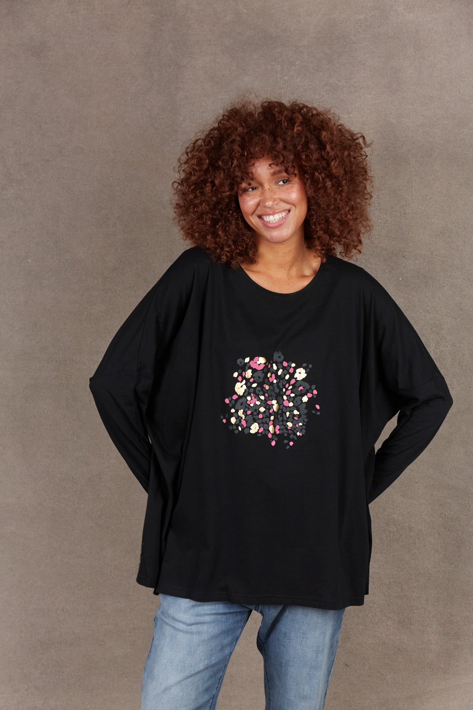Pilbara Tshirt - Ebony - eb&ive Clothing - Top L/S One Size