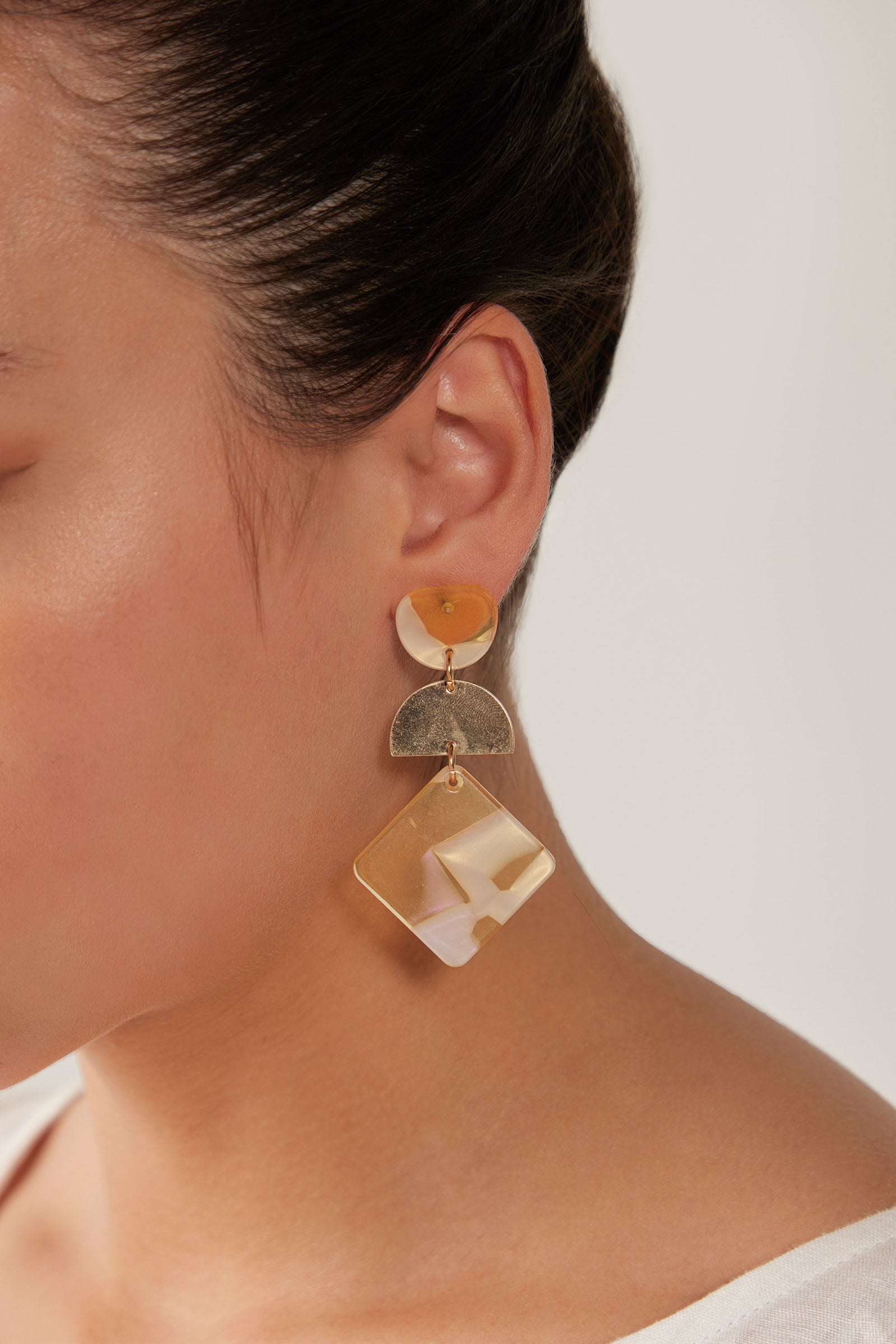 La Mer Drop Earring - Citrus - eb&ive Earring