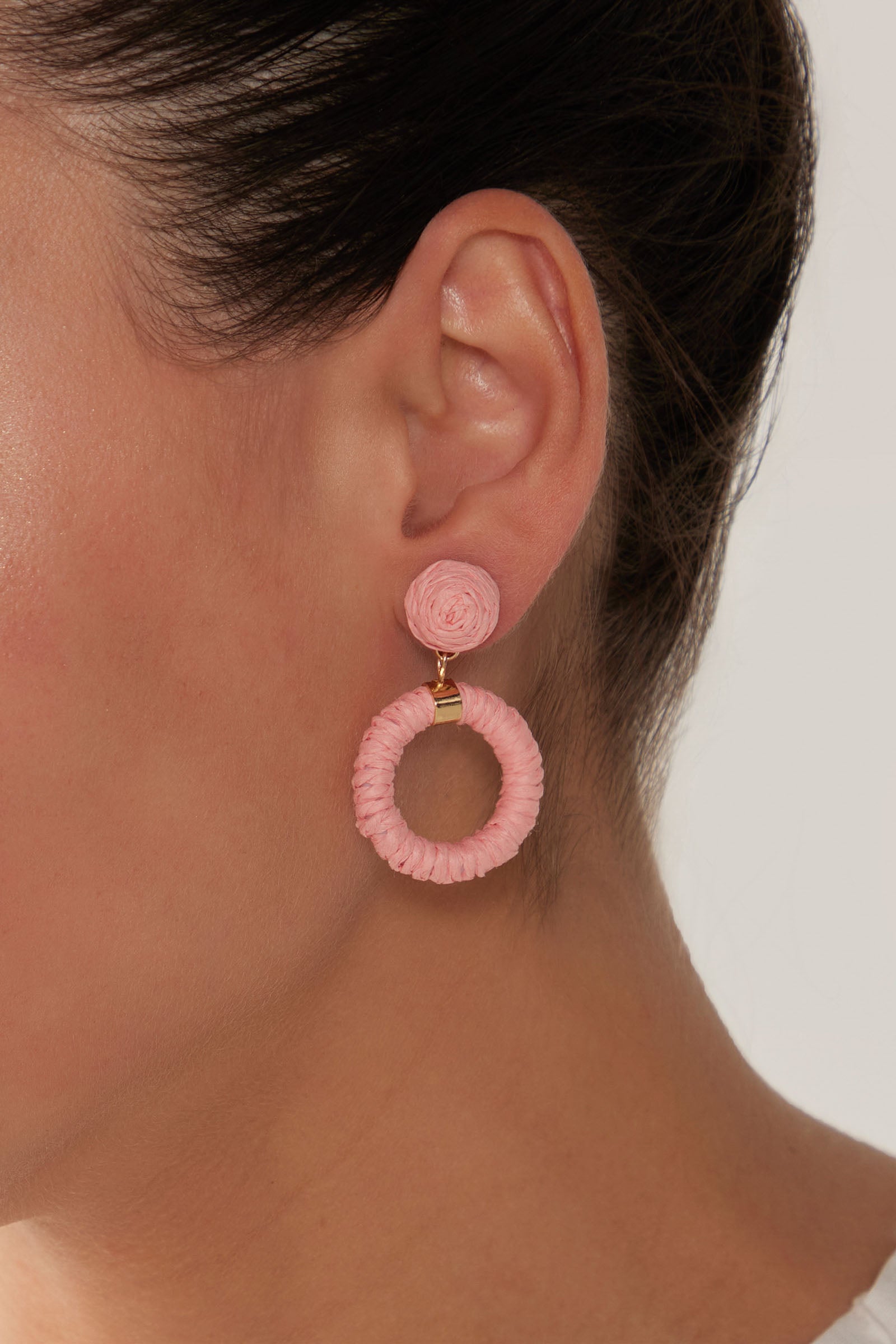 Sojourn Round Earring - Cameo - eb&ive Earring