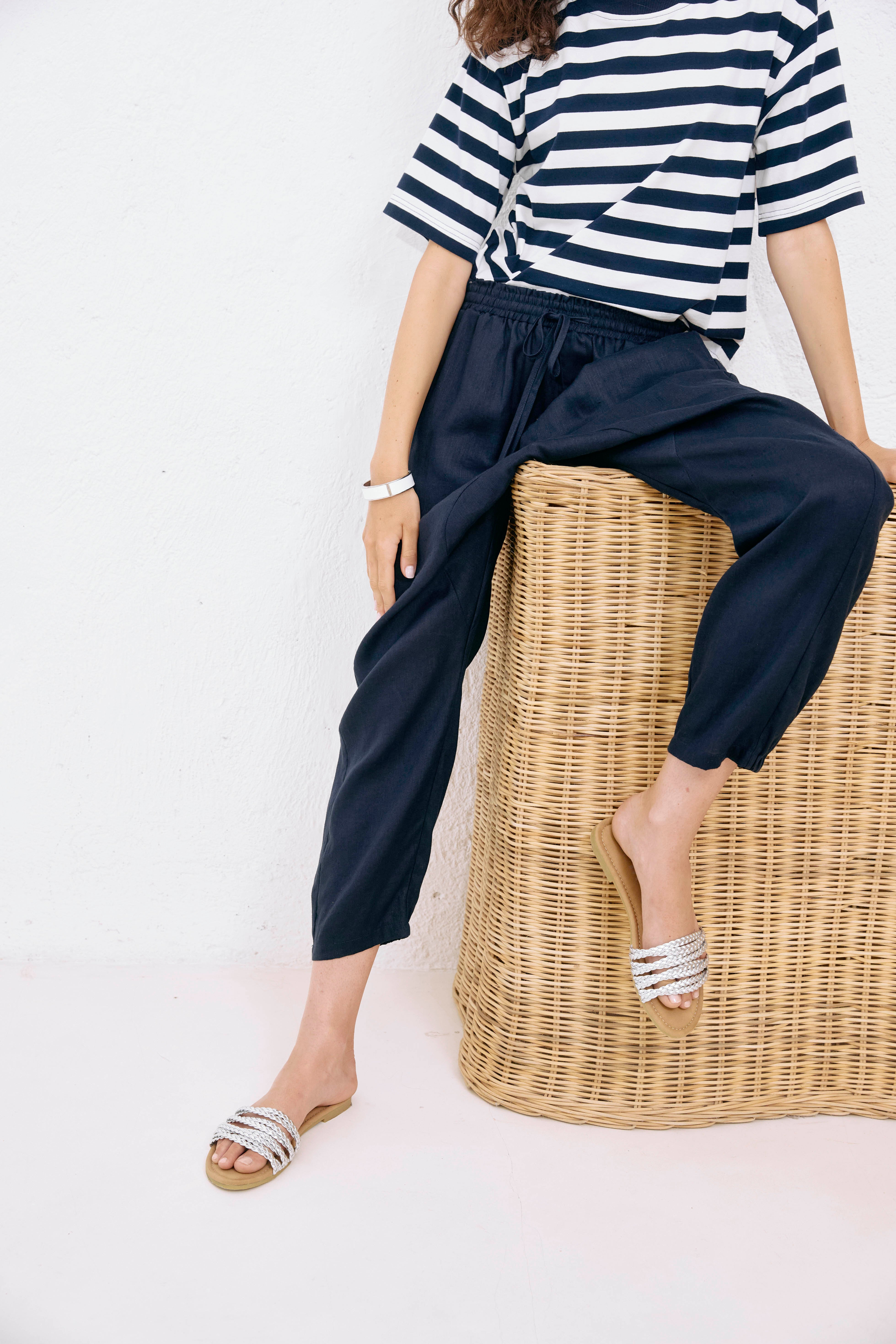 Studio Relaxed Pant - Navy