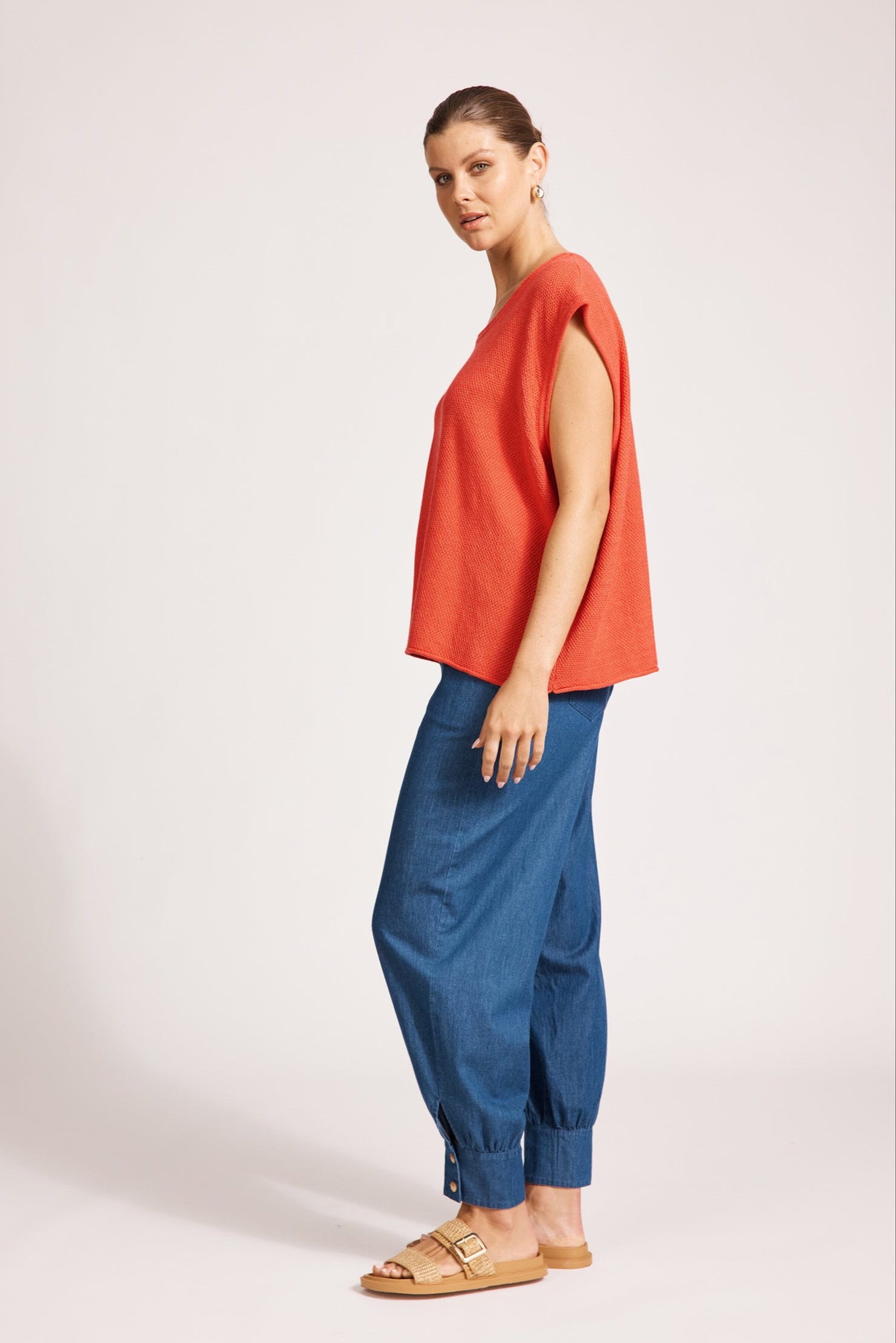 Artemis Sleeveless Knit Top - Coral