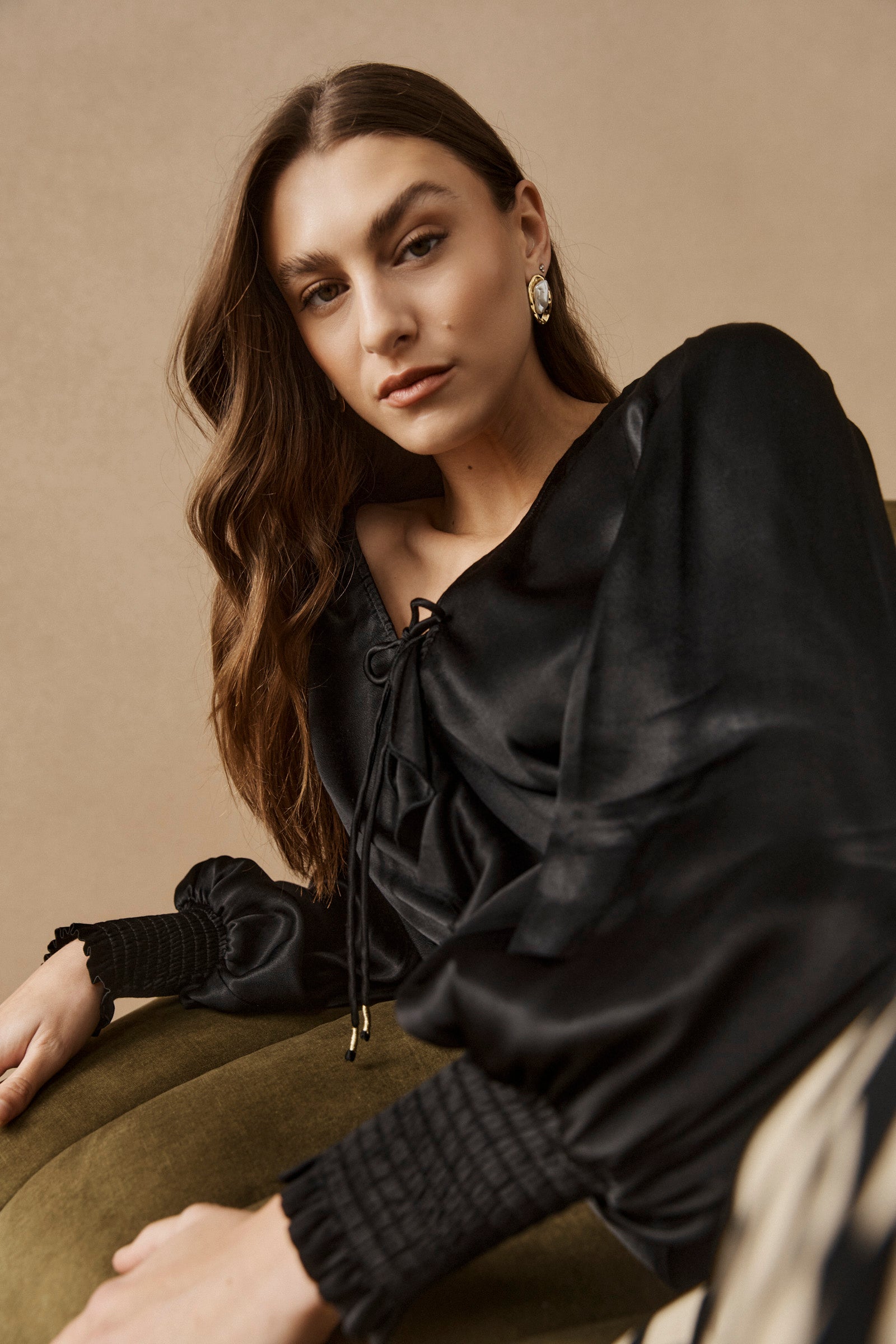 San Earring - Gold Pearl