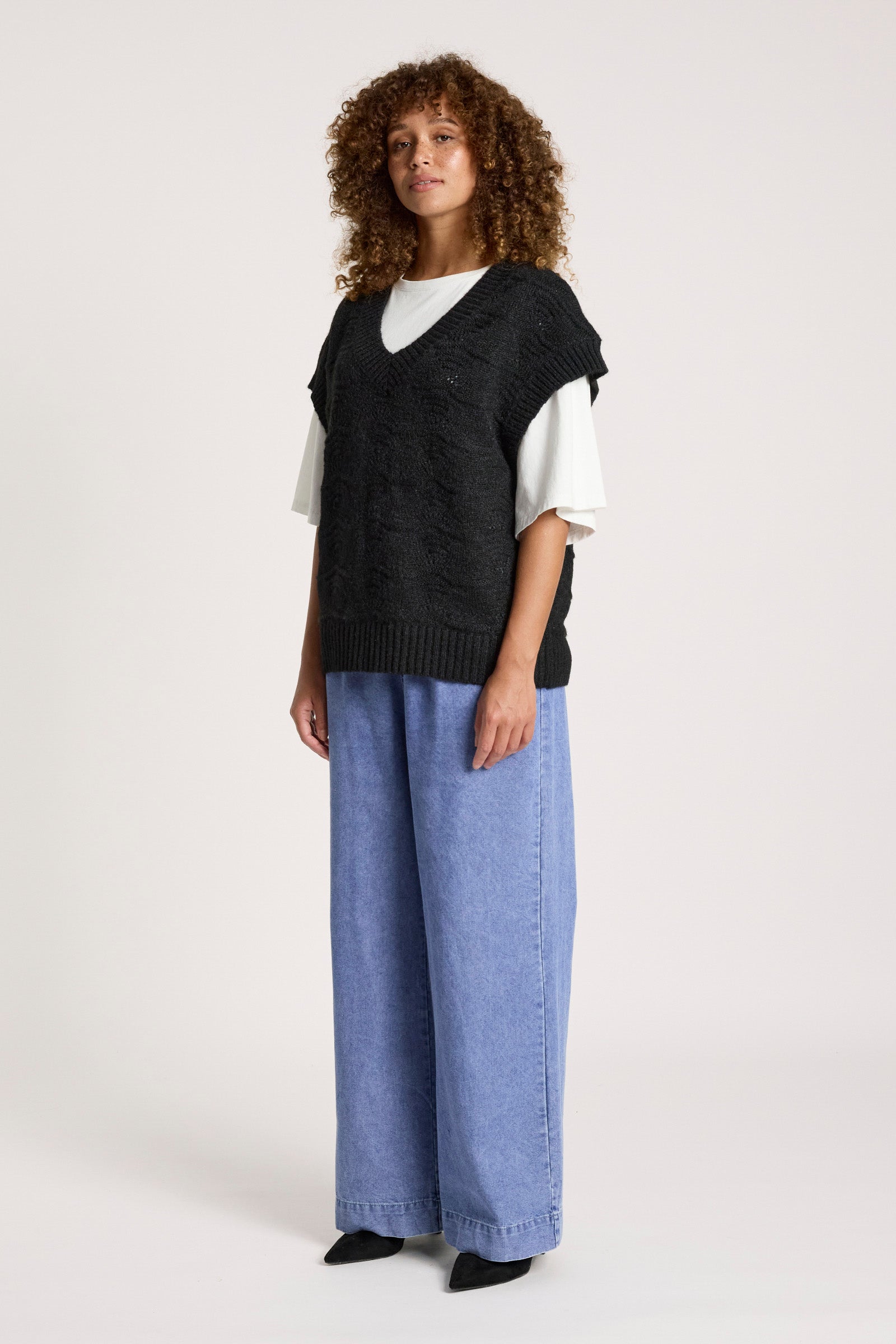 Orin Knit Vest - Black