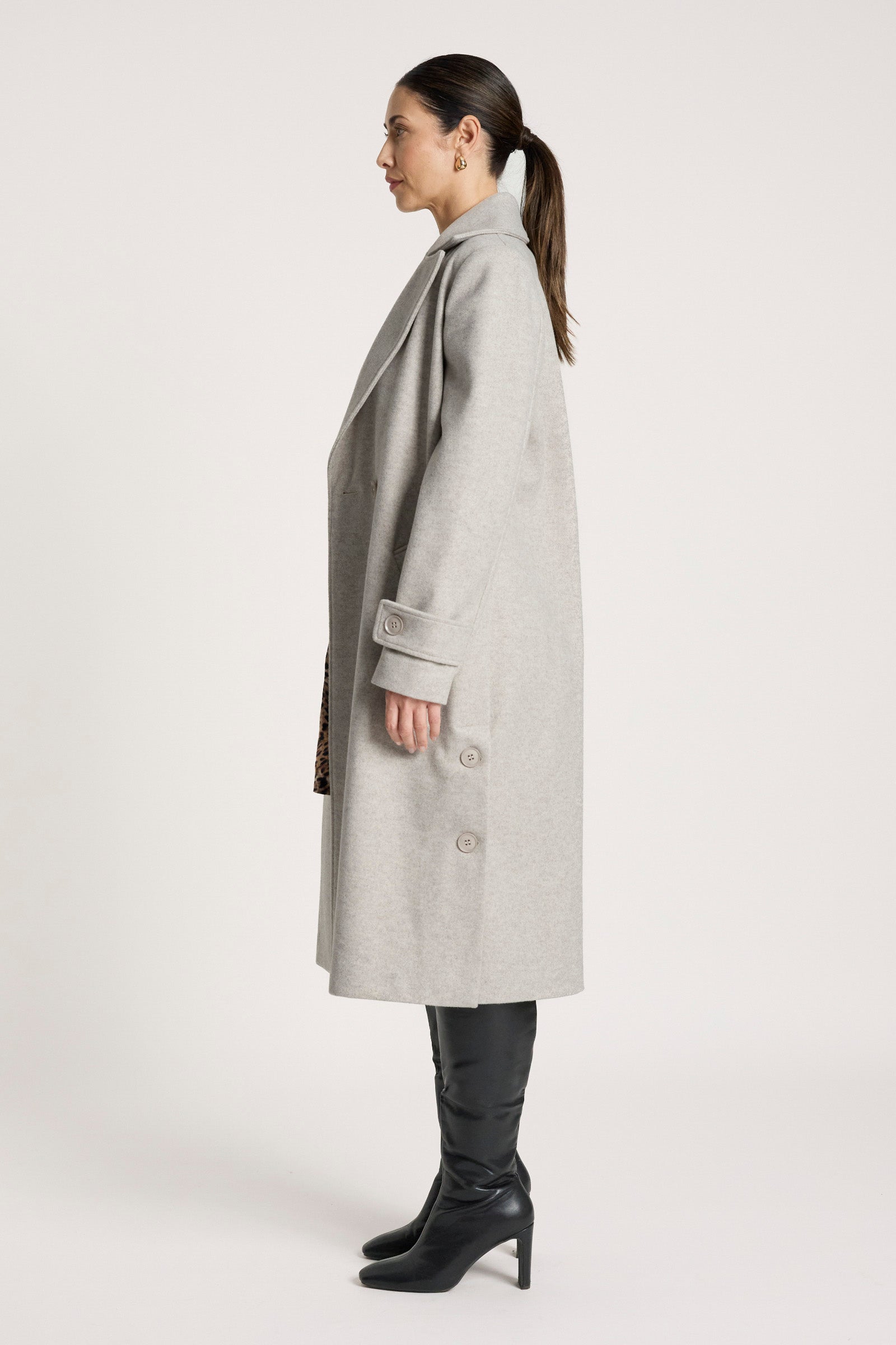 Sable Coat - Bisque
