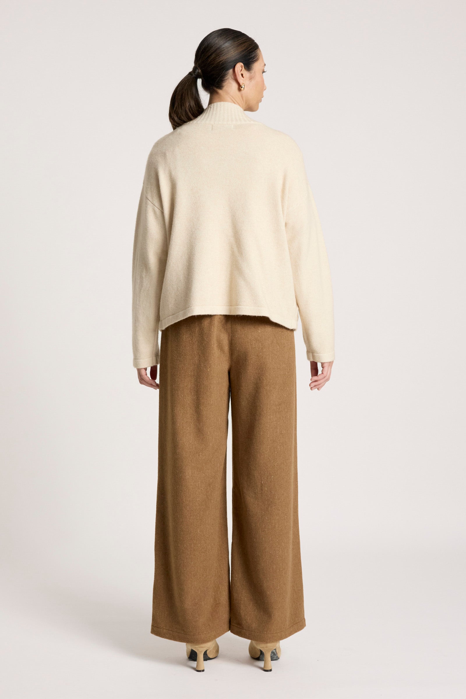 Samira Crop Cardigan - Bisque