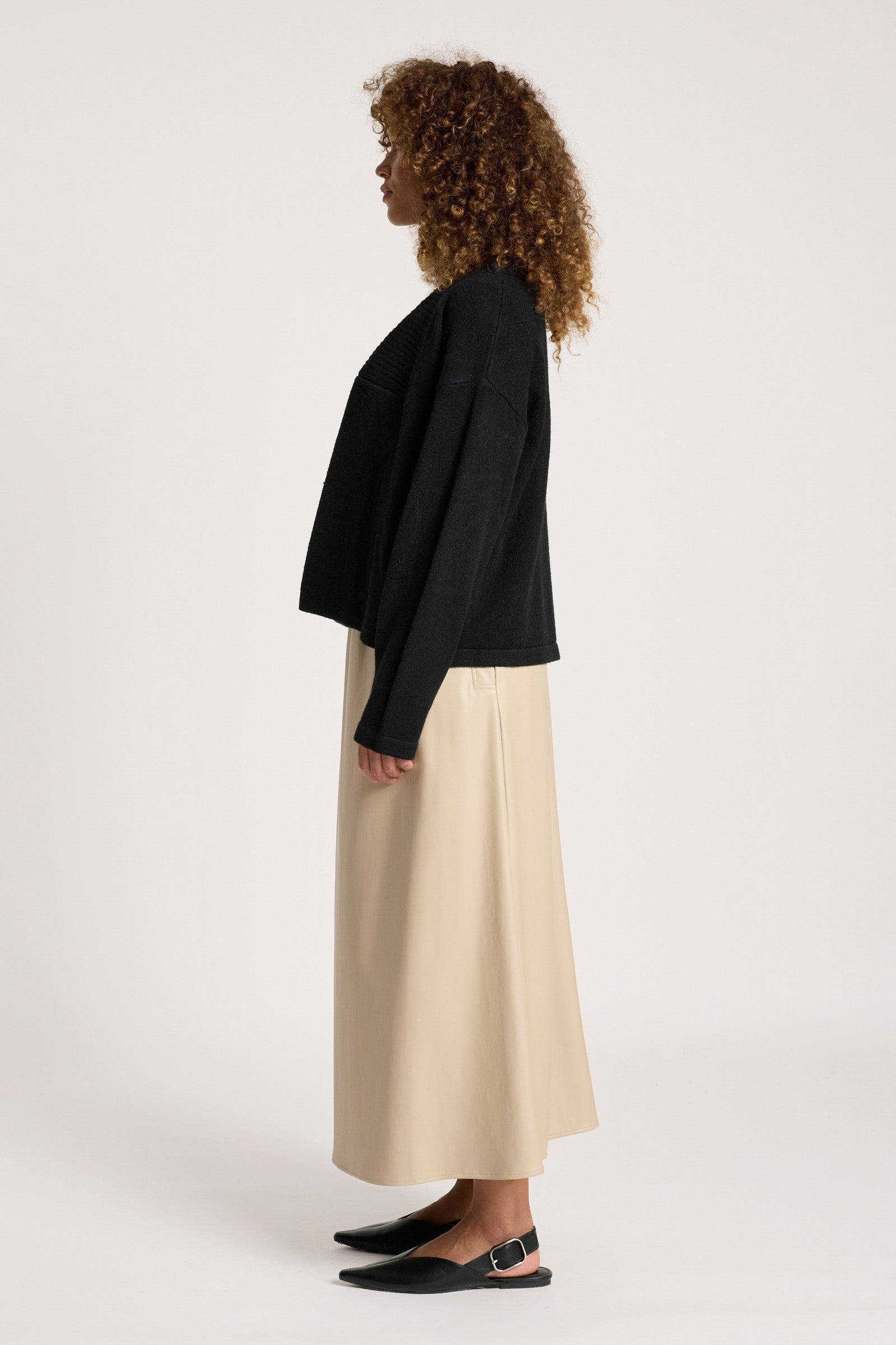 Samira Crop Cardigan - Black