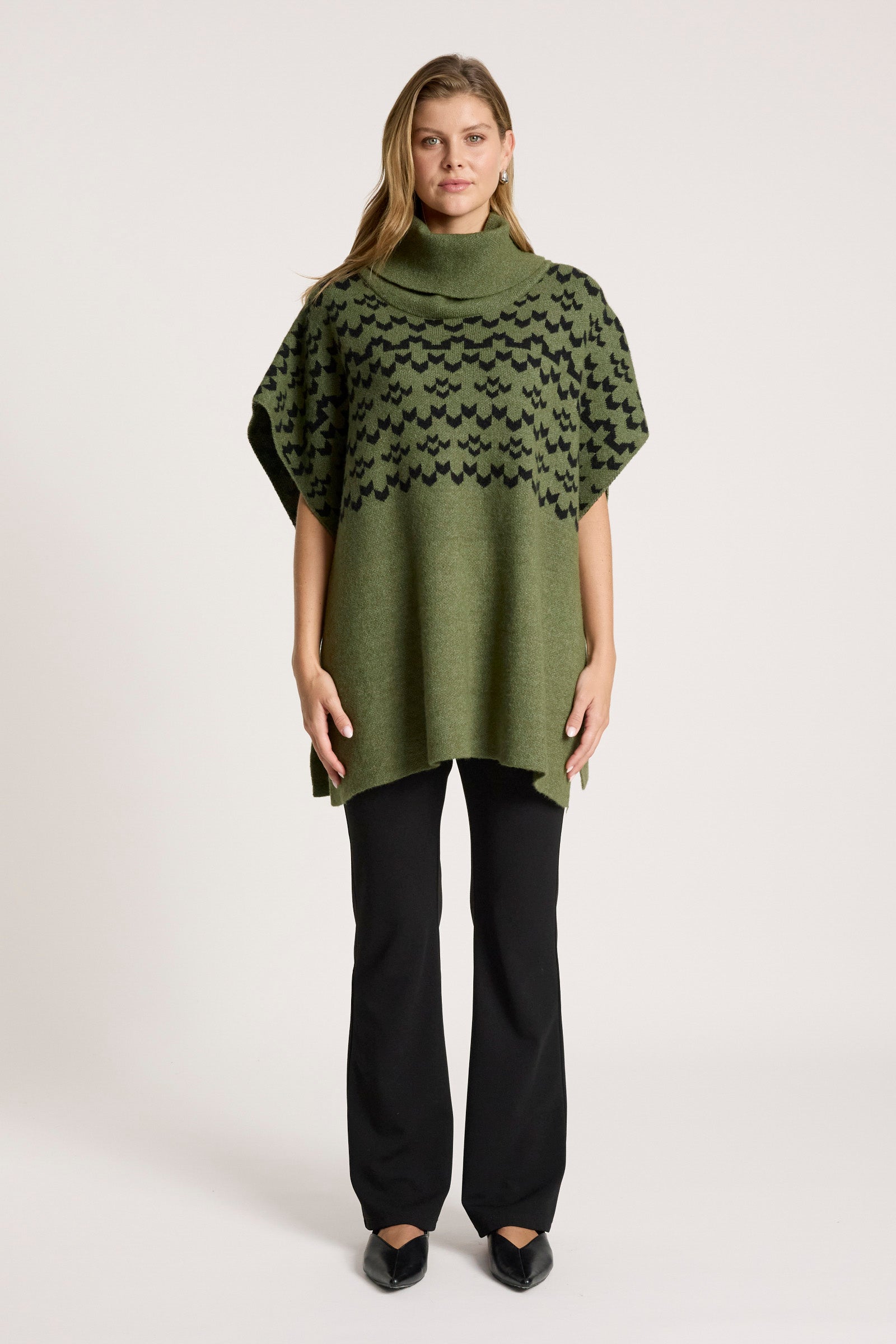 Maasai Poncho - Pampas/Black