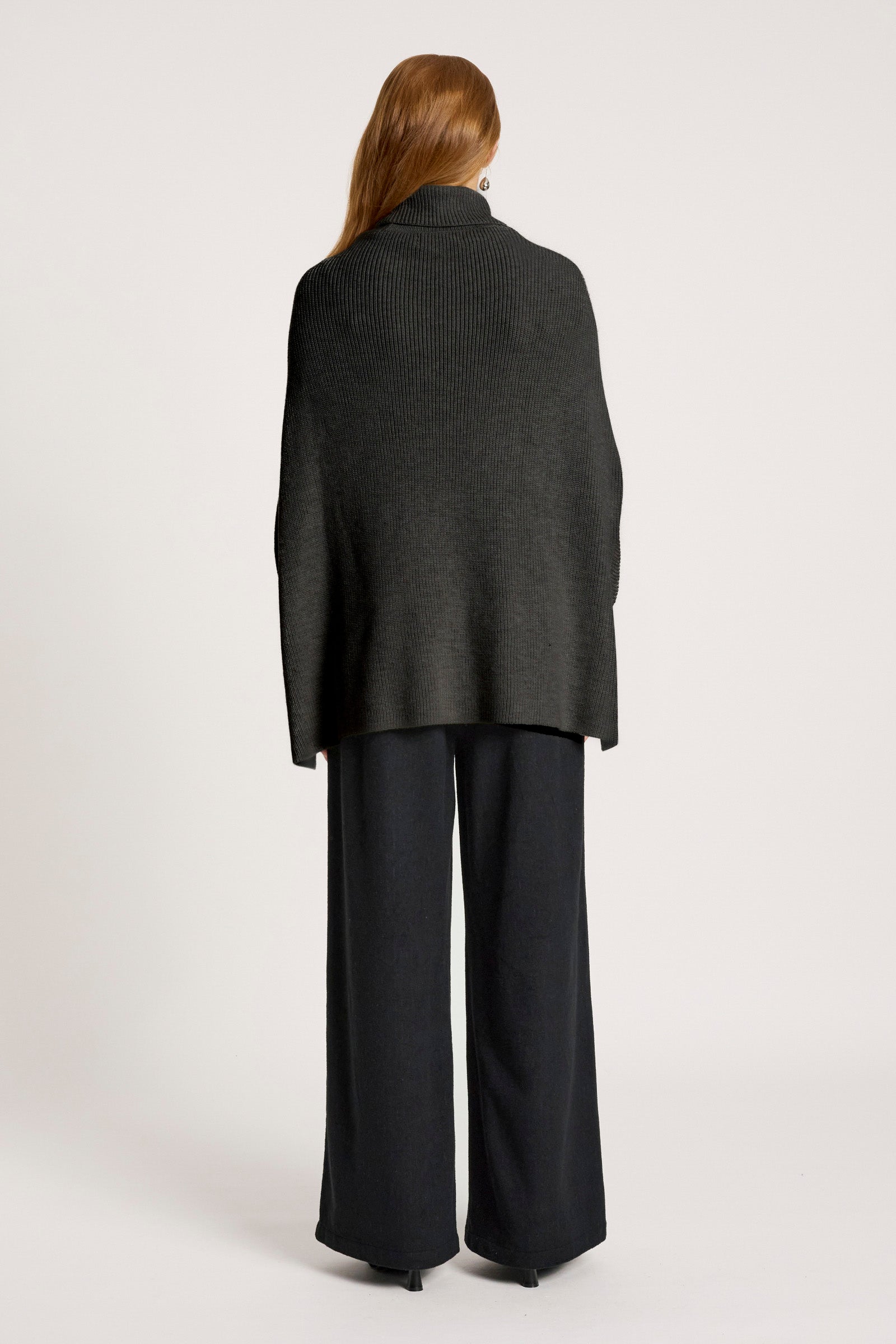 Berber Poncho - Char