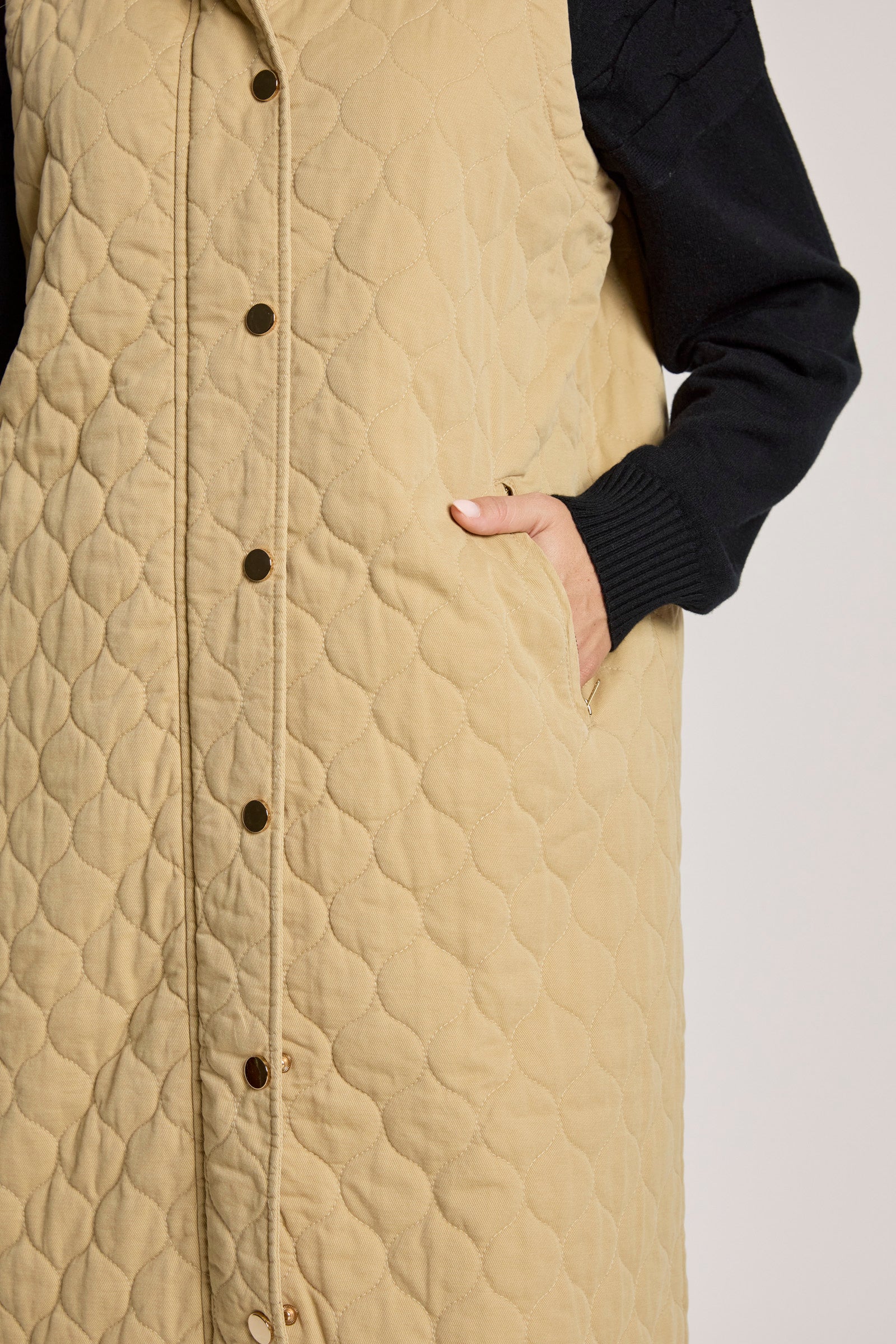 Sansi Quilted Long Vest - Dune