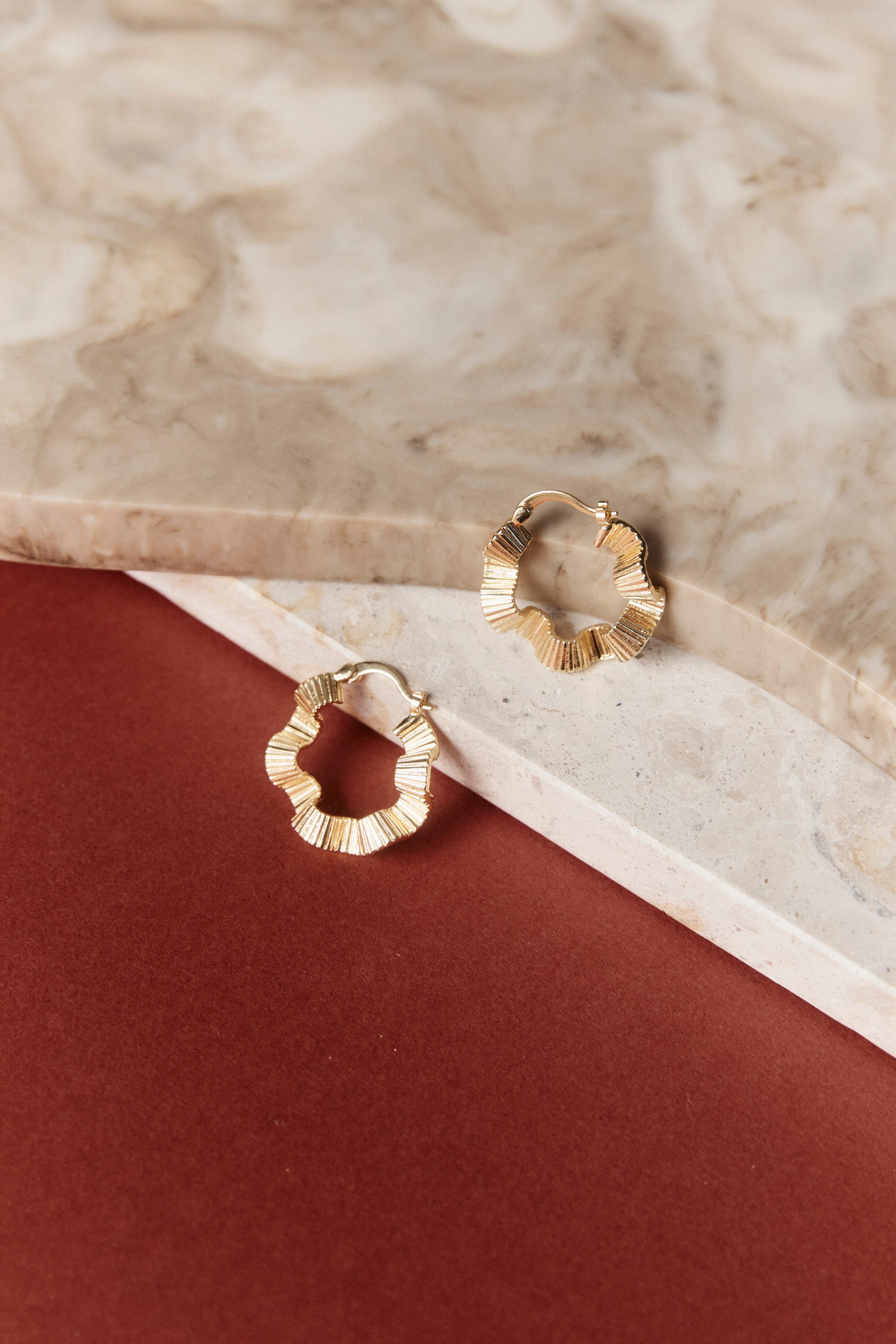 Himba Scallop Hoop - Gold