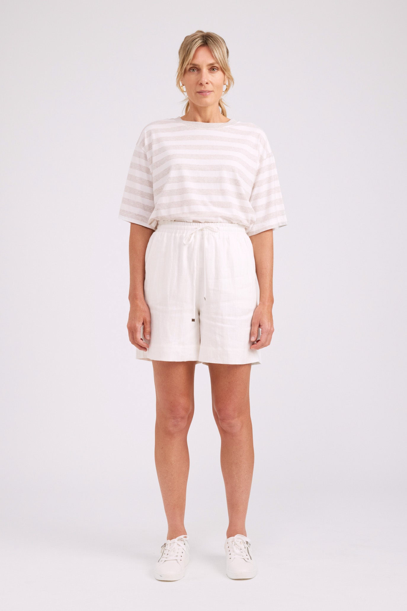 Studio Bermuda Short - White