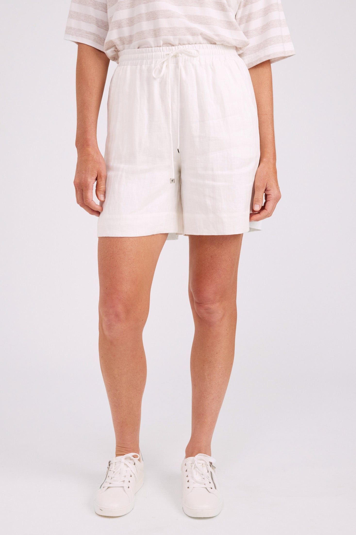 Studio Bermuda Short - White