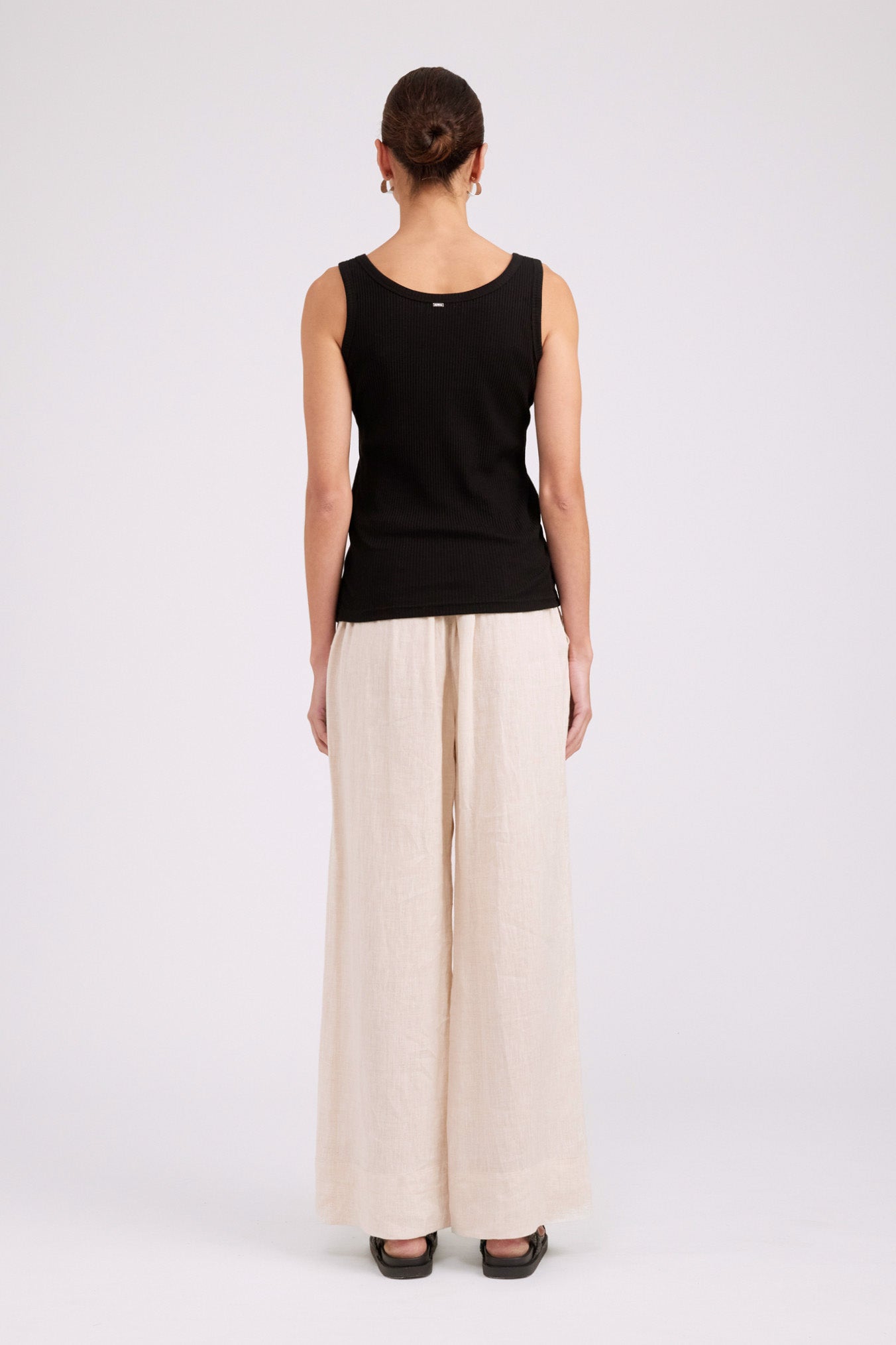Studio Ribbed Tank - Black