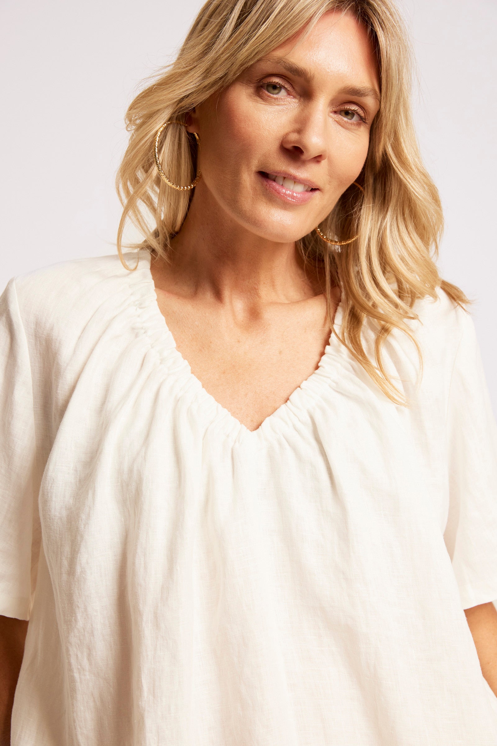 Cove Relaxed Top - White