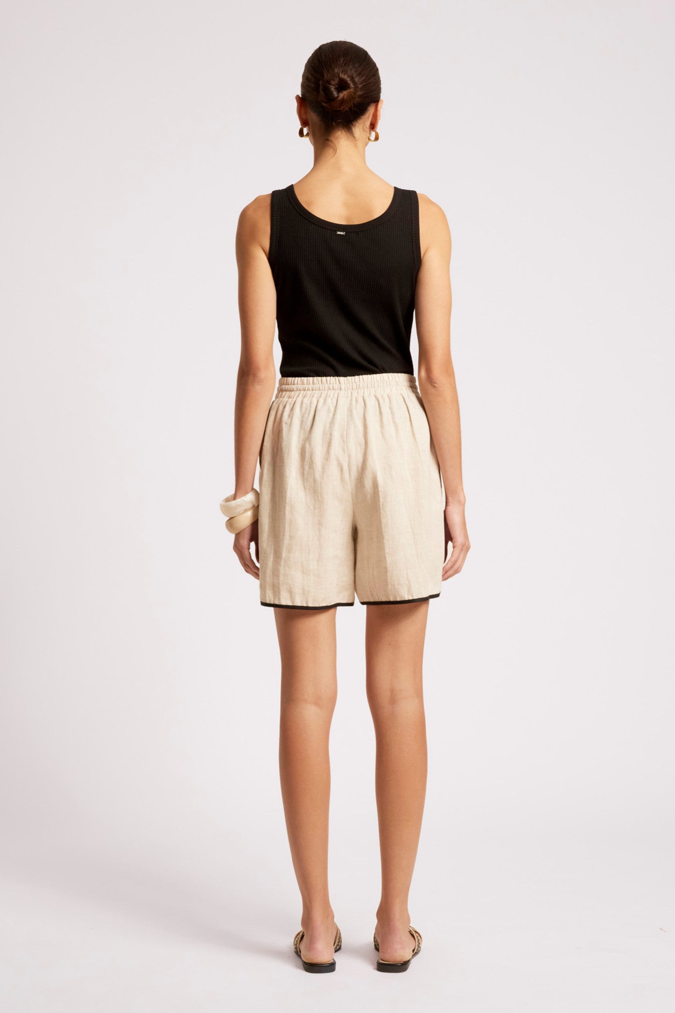 Maris Splice Short - Tusk / Black