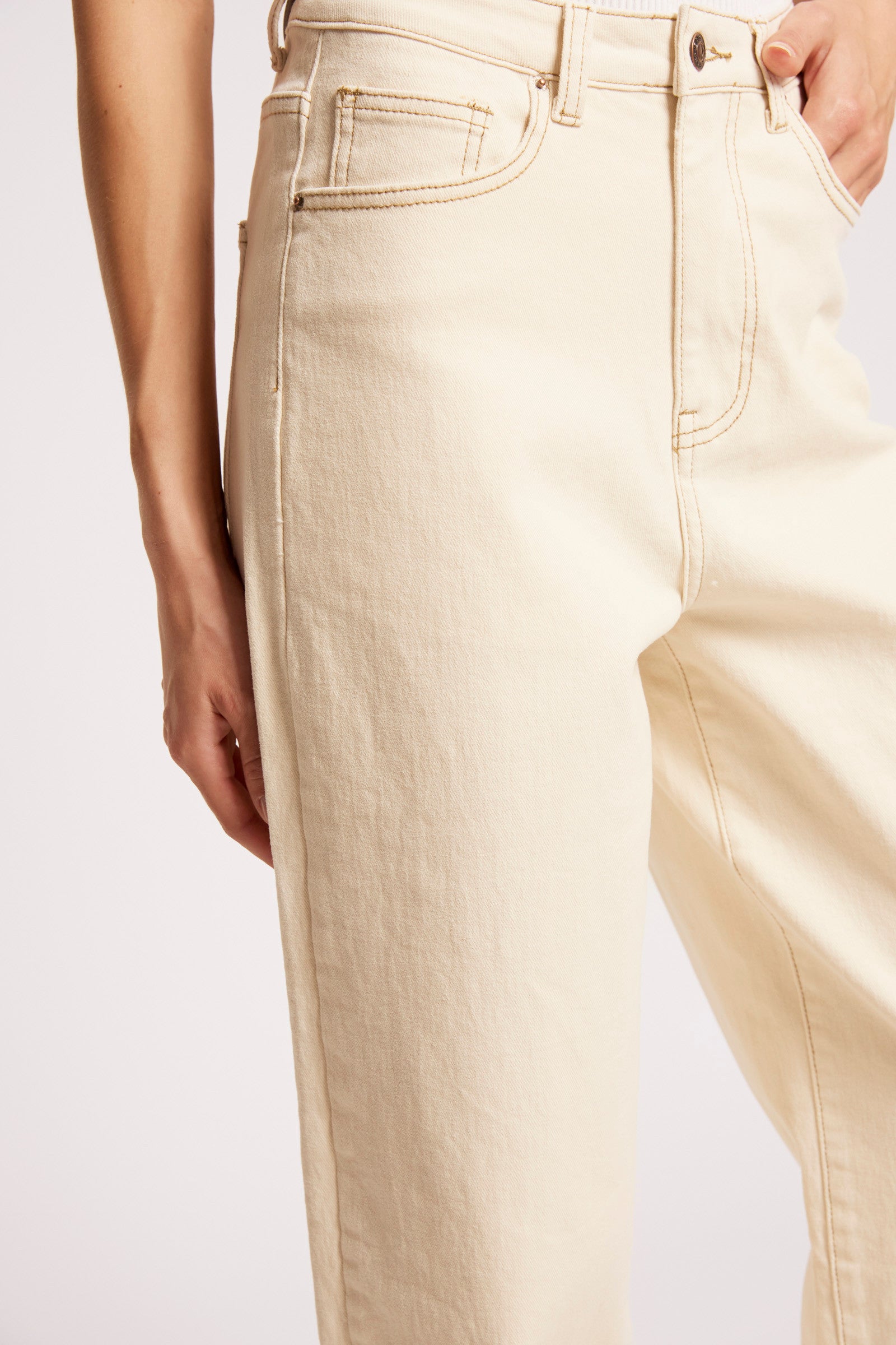 Maris Barrel Denim Jean - Clay