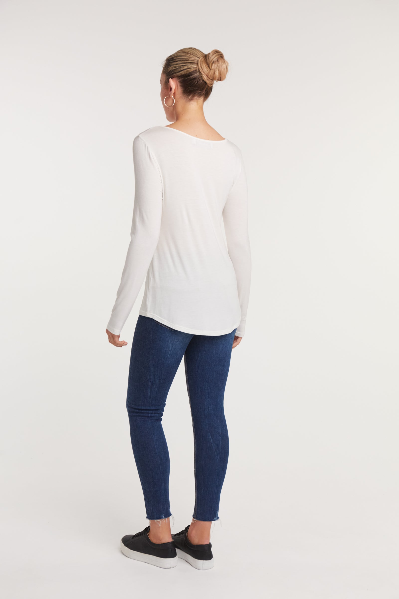 Basic Long Sleeve - White - eb&ive Clothing - Basic Top L/S