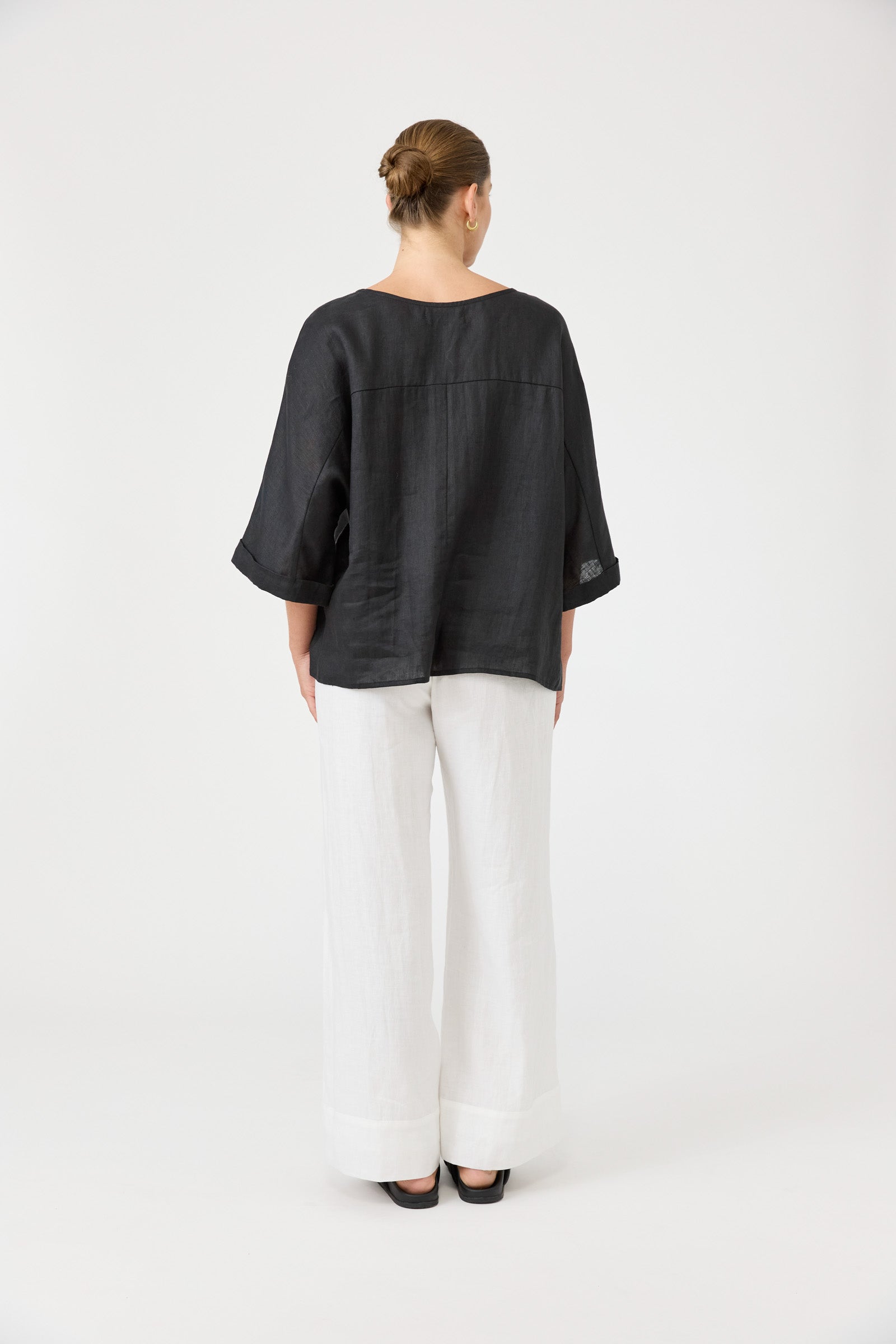 Studio Relaxed Top - Ebony