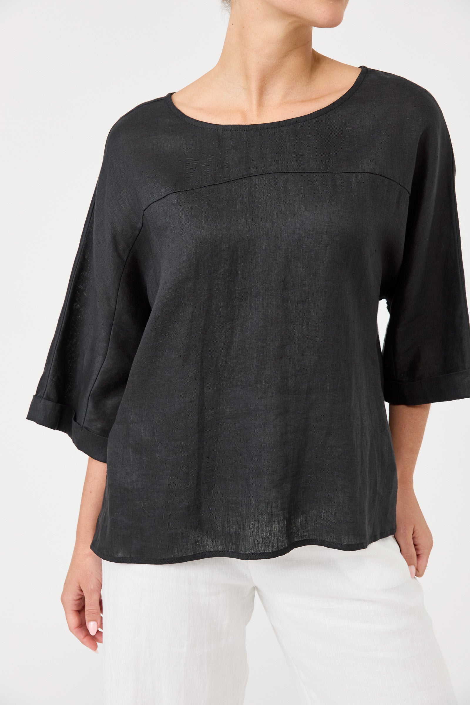 Studio Relaxed Top - Ebony