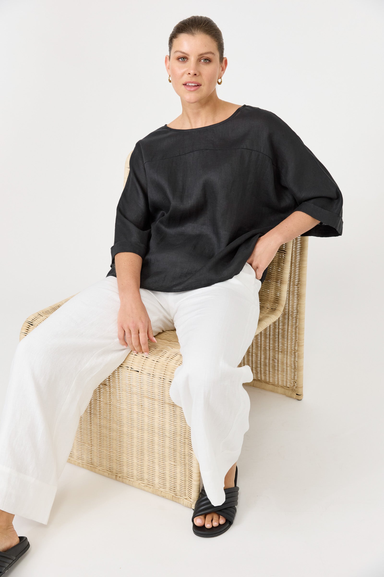 Studio Relaxed Top - Ebony