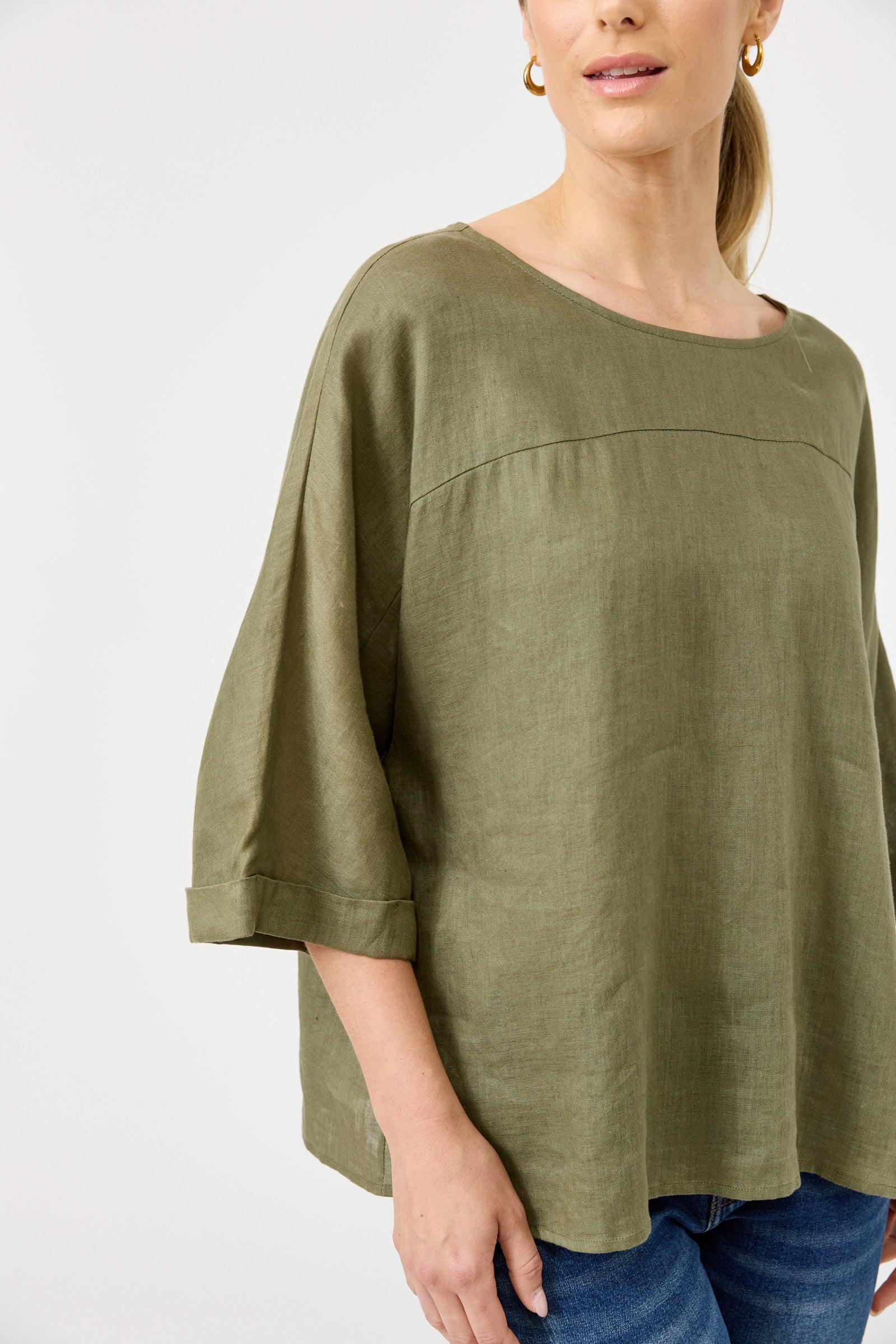 Studio Relaxed Top - Khaki