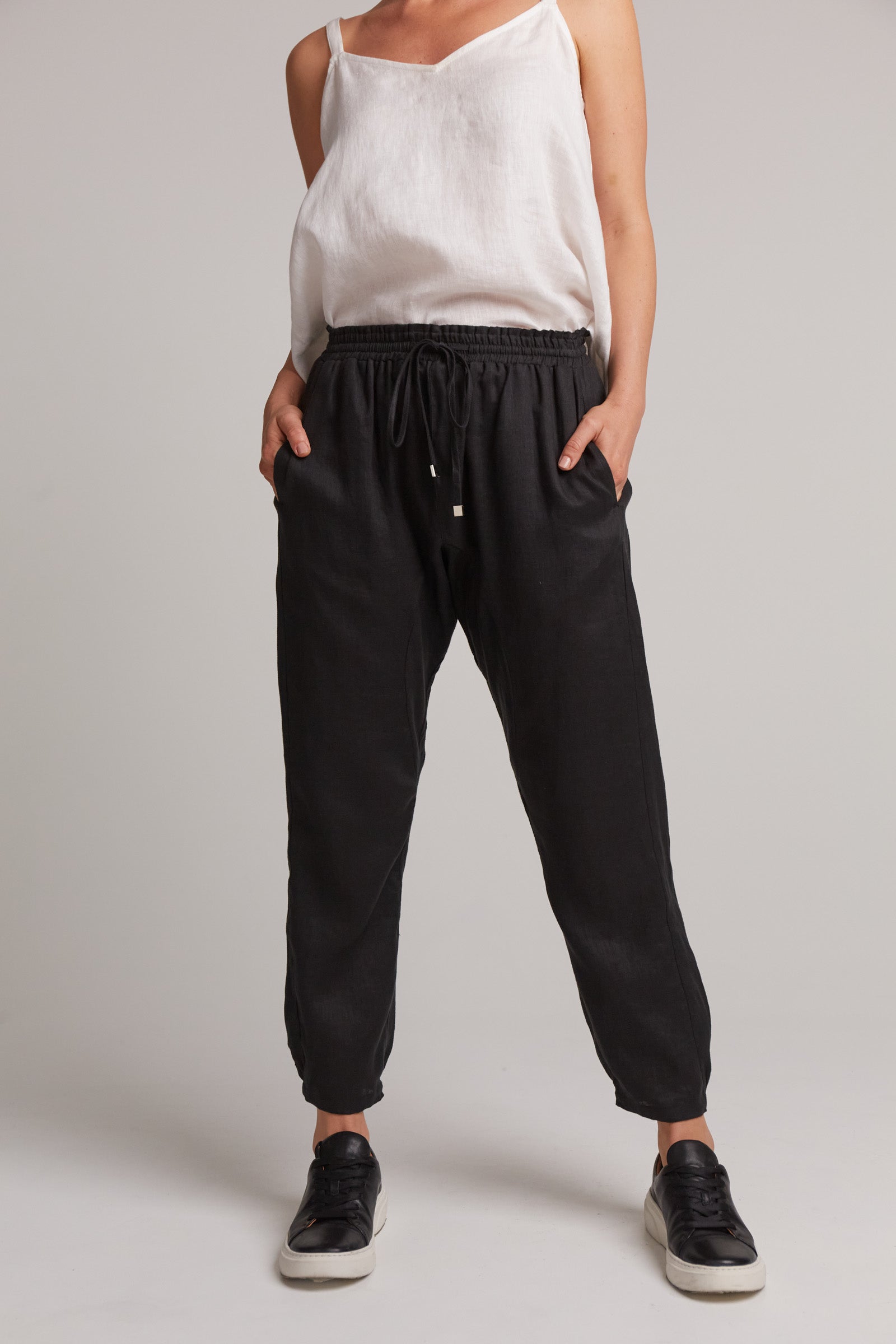 Studio Relaxed Pant - Ebony - eb&ive Clothing - Pant Relaxed Linen