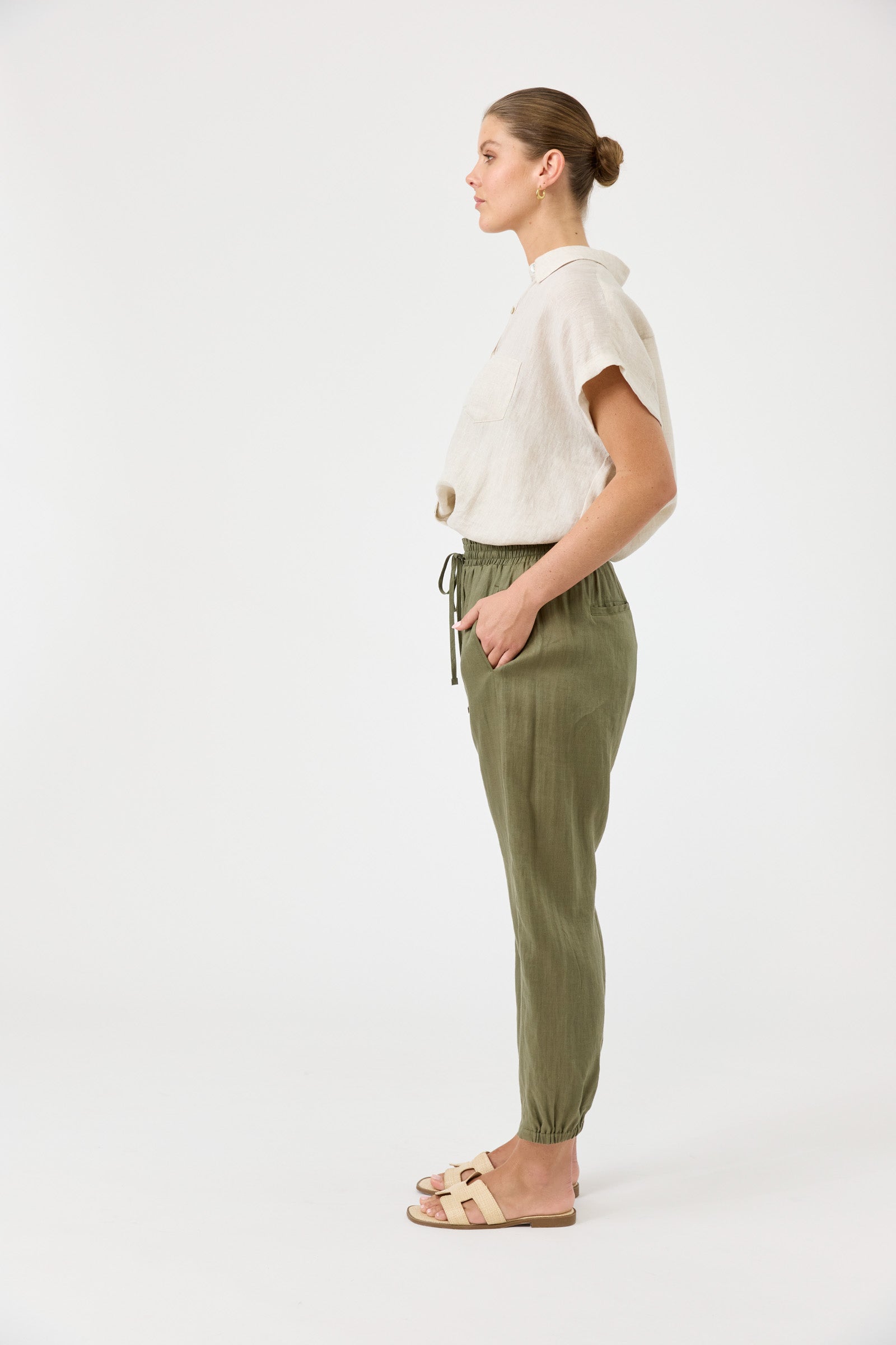 Studio Relaxed Pant - Khaki