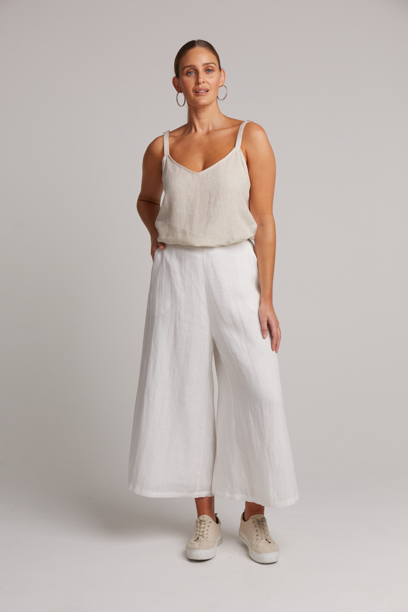 Studio Crop Pant - Salt - eb&ive Clothing - Pant Relaxed Crop Linen