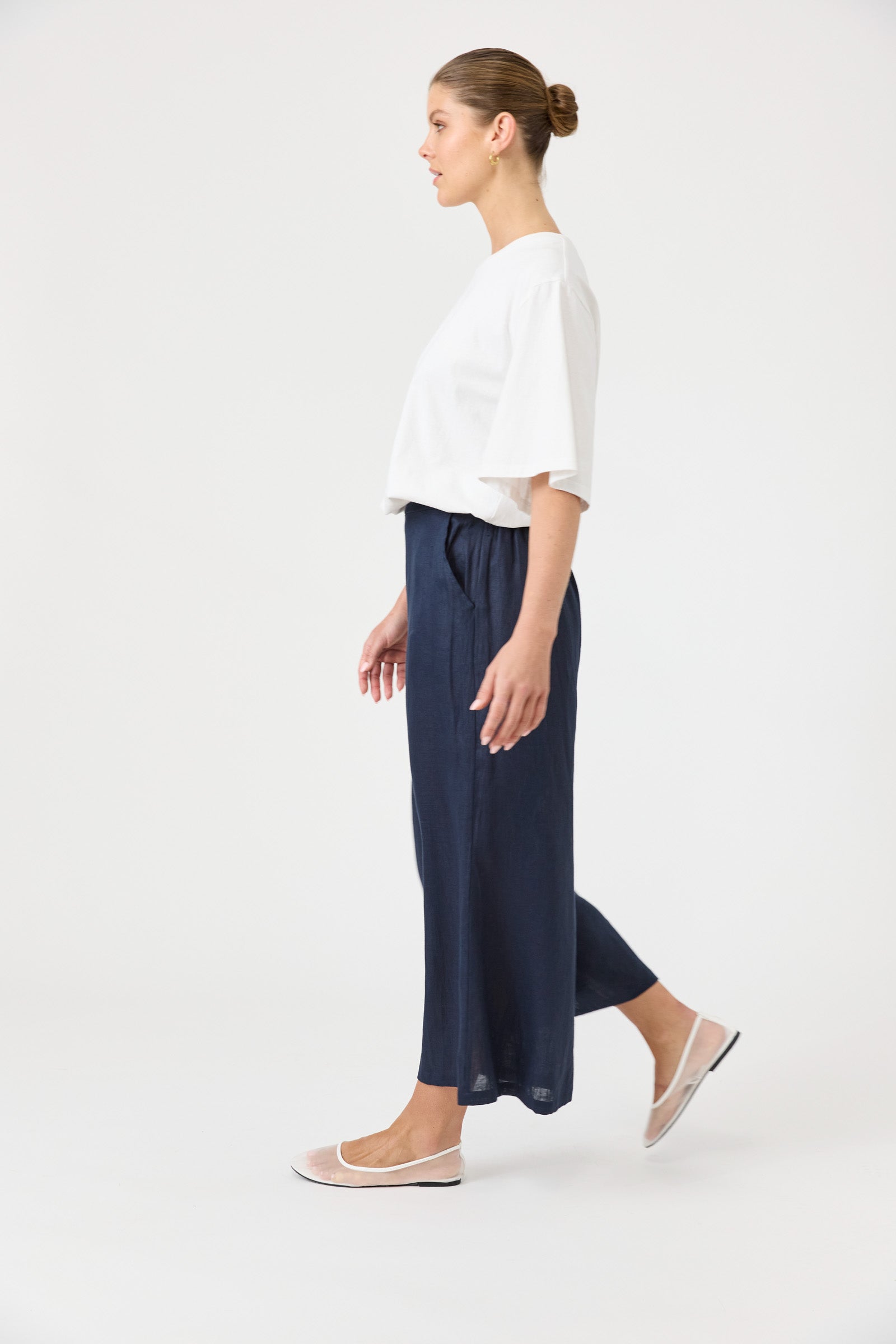 Studio Crop Pant - Navy