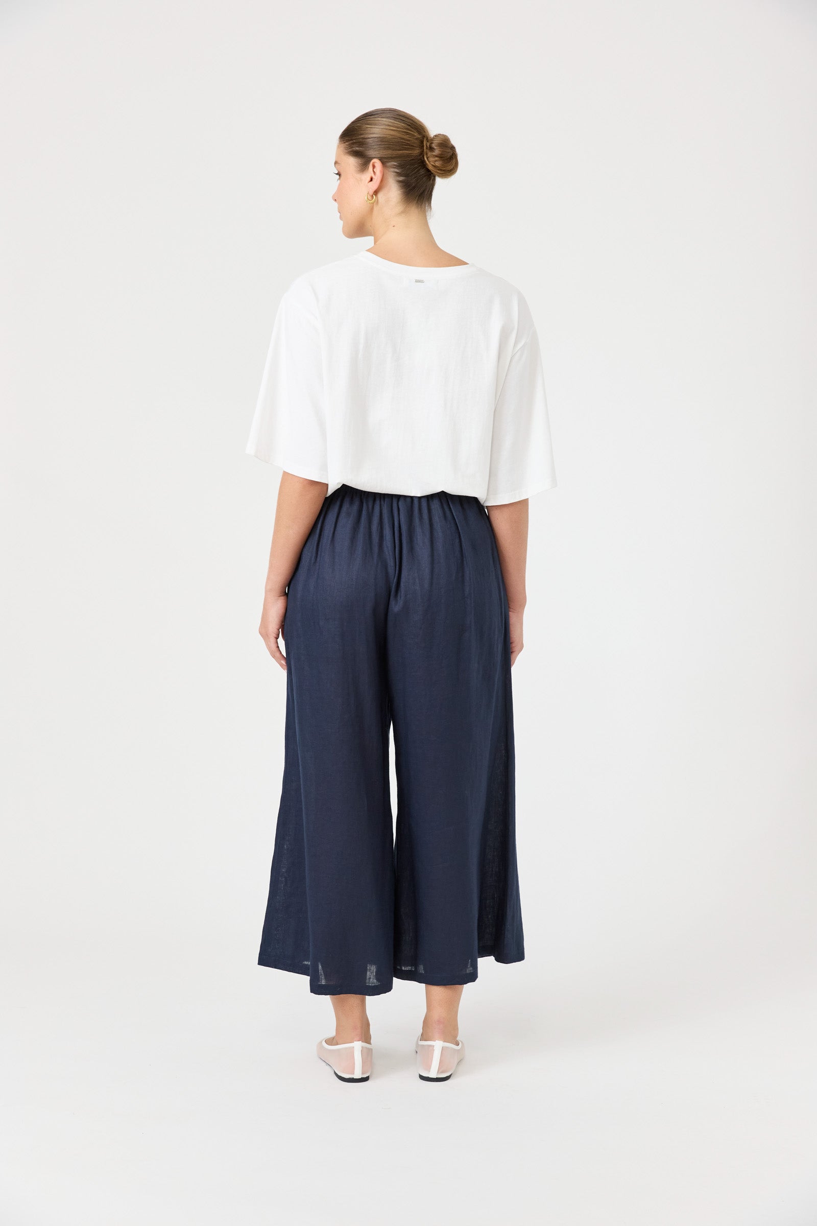 Studio Crop Pant - Navy