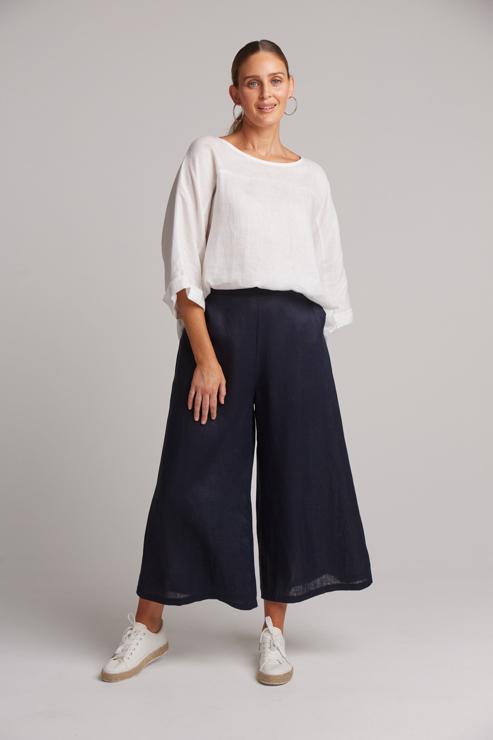 Studio Crop Pant - Navy - eb&ive Clothing - Pant Relaxed Crop Linen