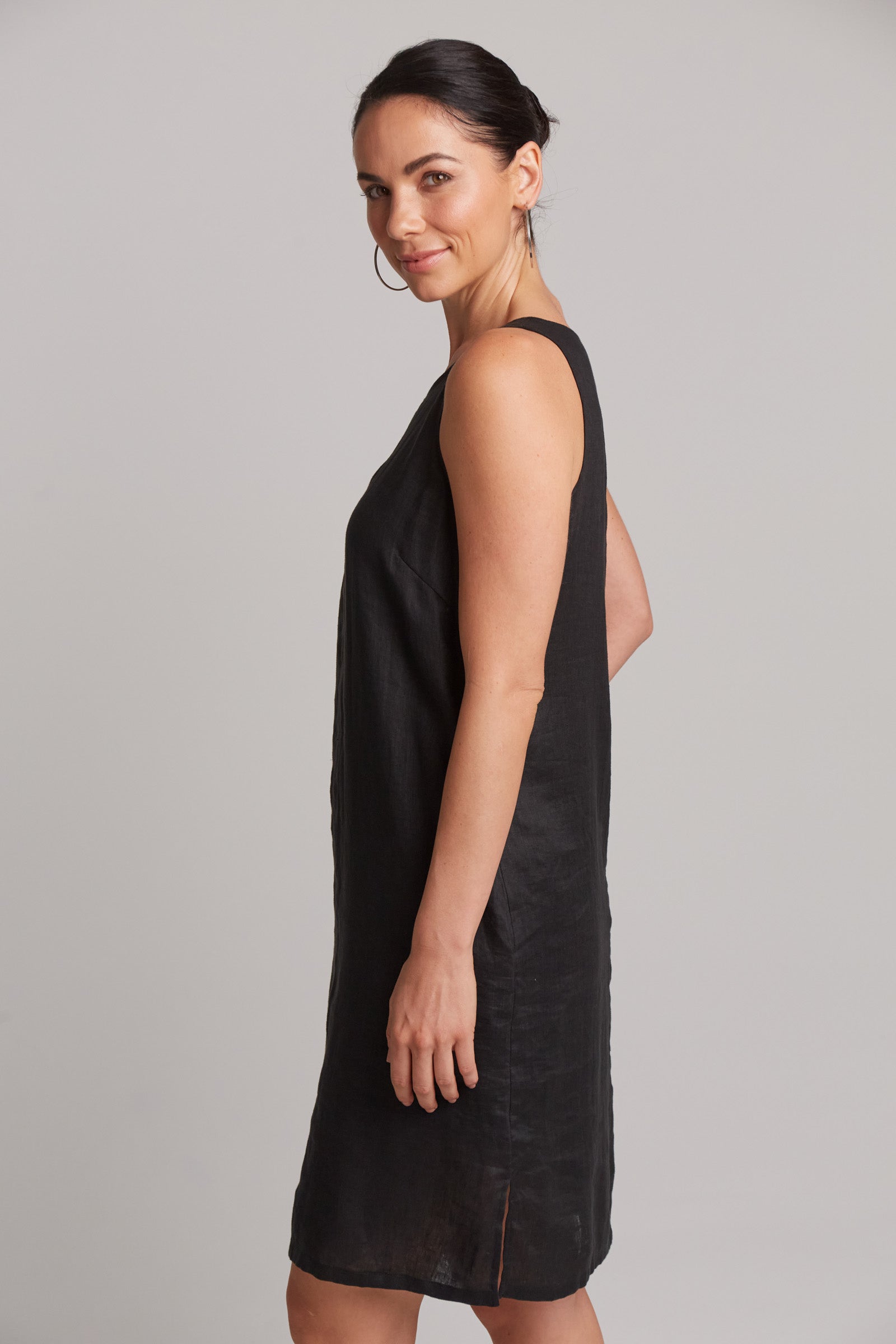 Studio Midi Dress - Ebony - eb&ive Clothing - Dress Mid Linen