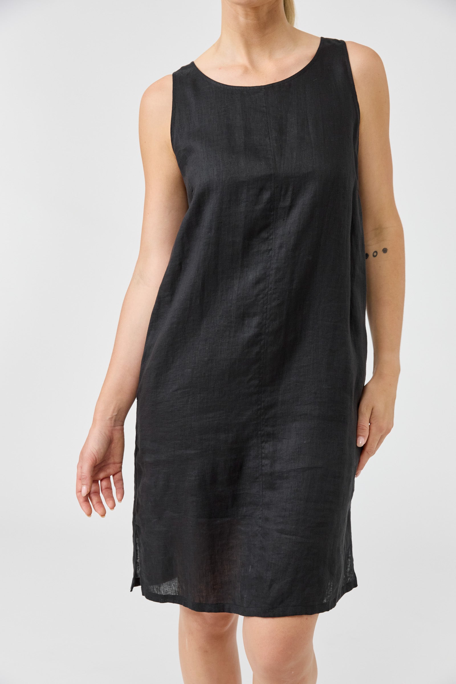 Studio Midi Dress - Ebony