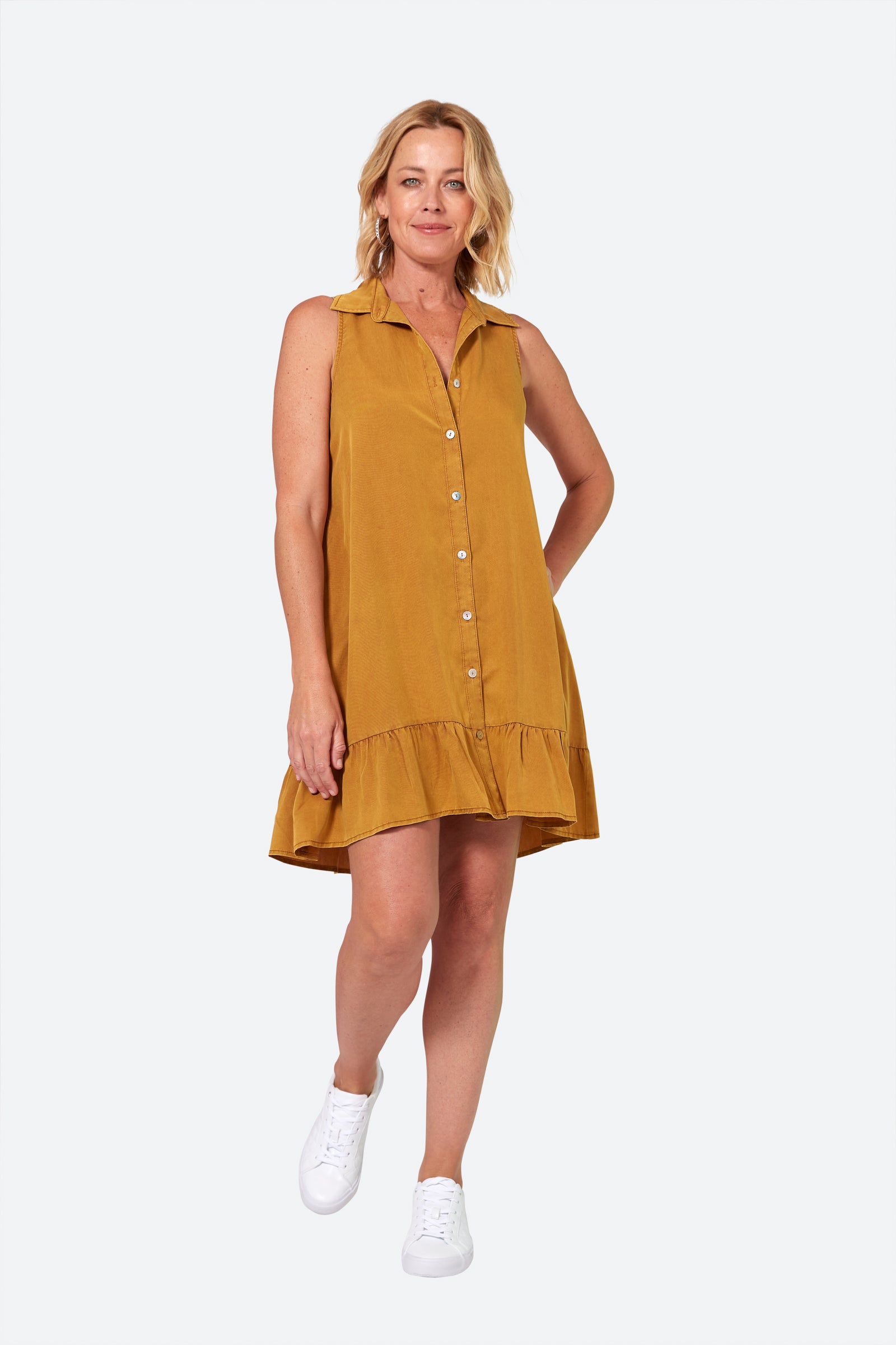 Elan Sleeveless Dress - Honey - eb&ive Clothing - Dress Mid Sleeveless
