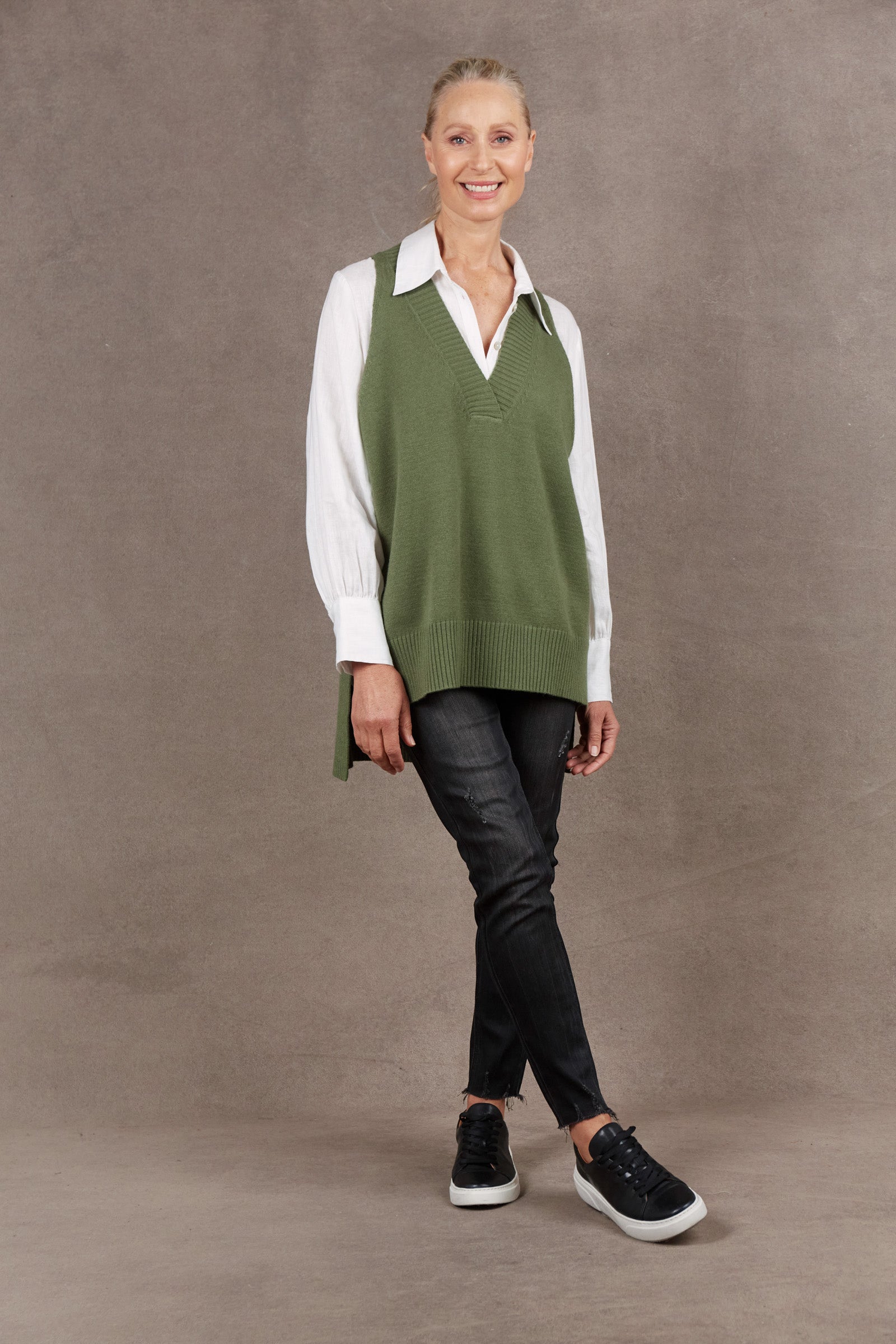 Nakako Vest - Moss - eb&ive Clothing - Knit Vest