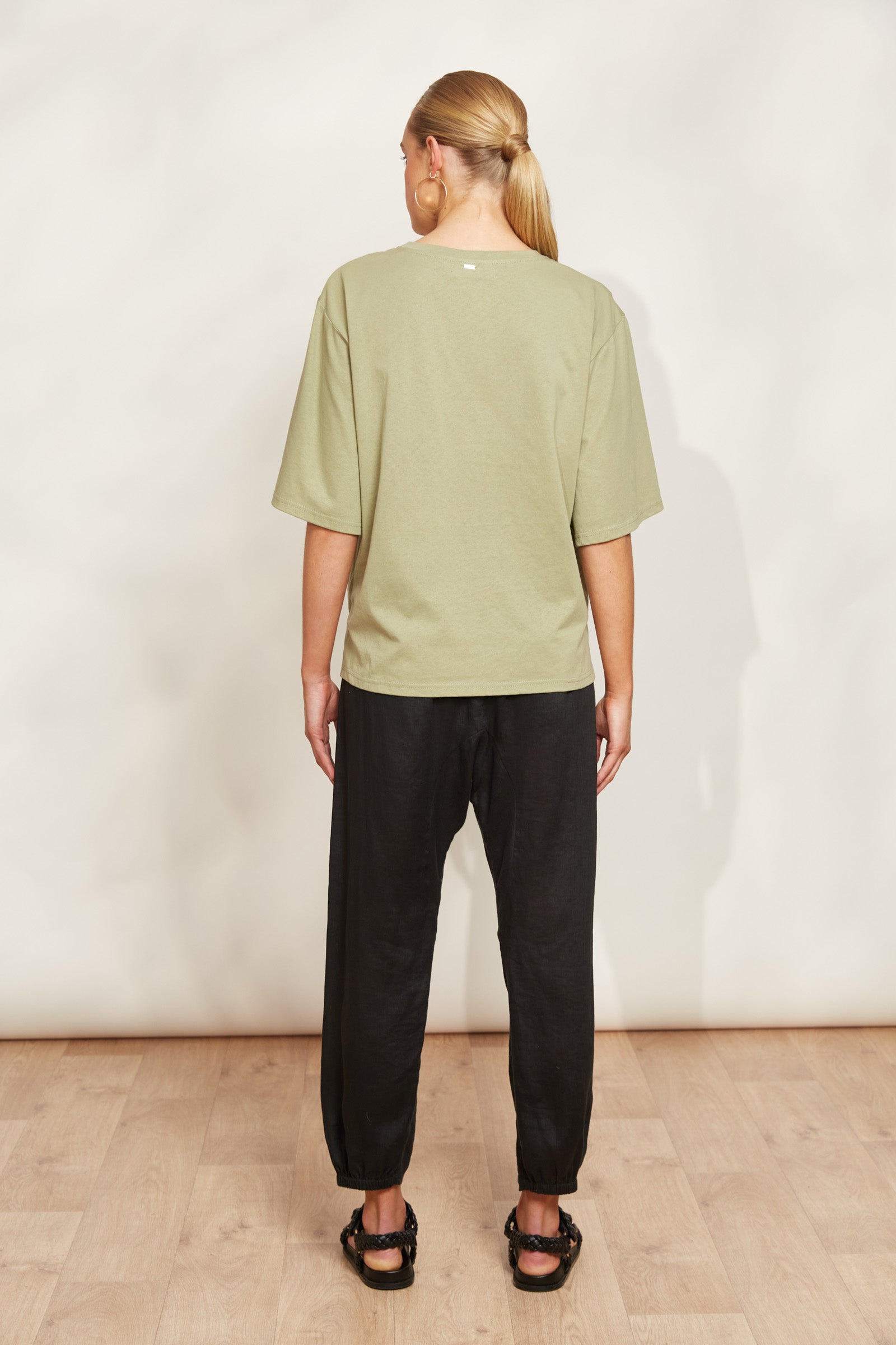 Studio Tshirt - Khaki - eb&ive Clothing - Top Tshirt S/S