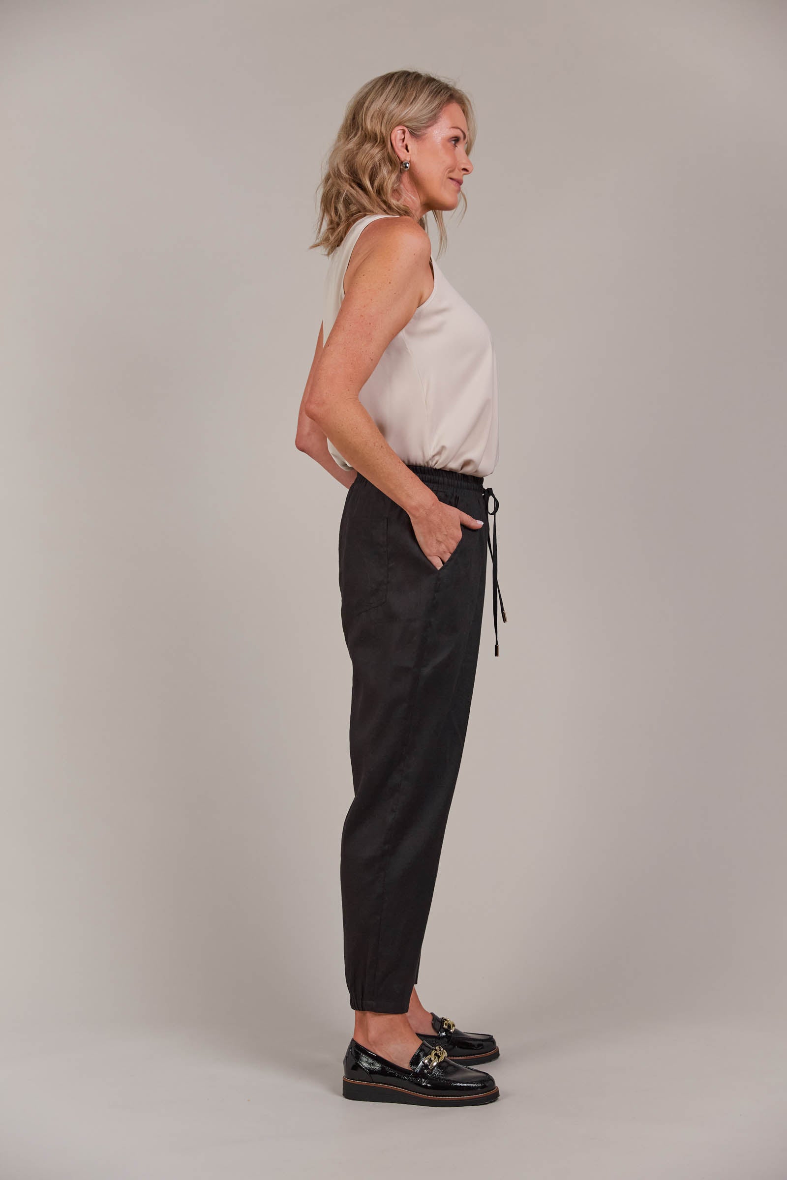 Laax Relaxed Pant - Black