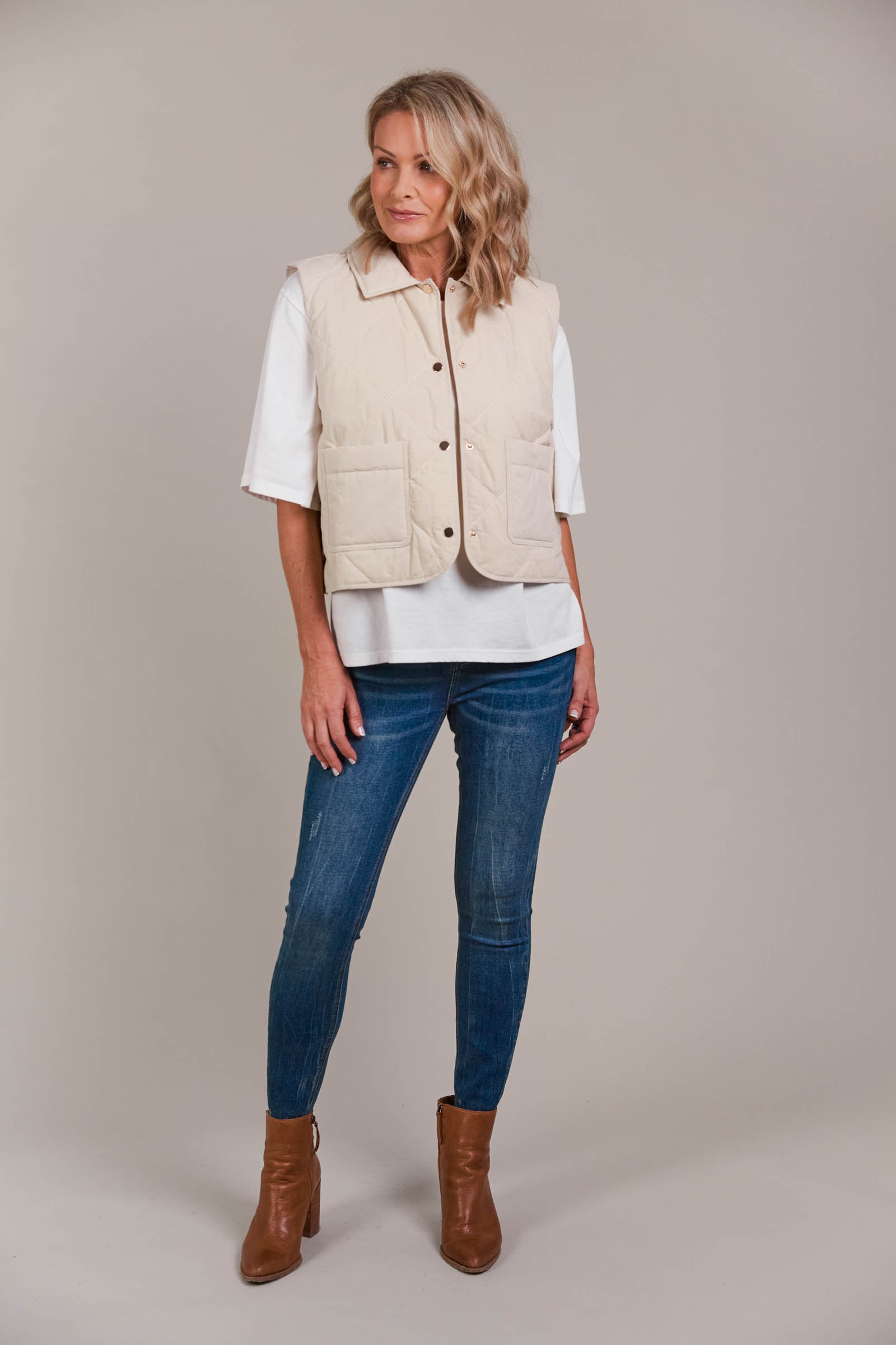 Argo Crop Vest - Ecru