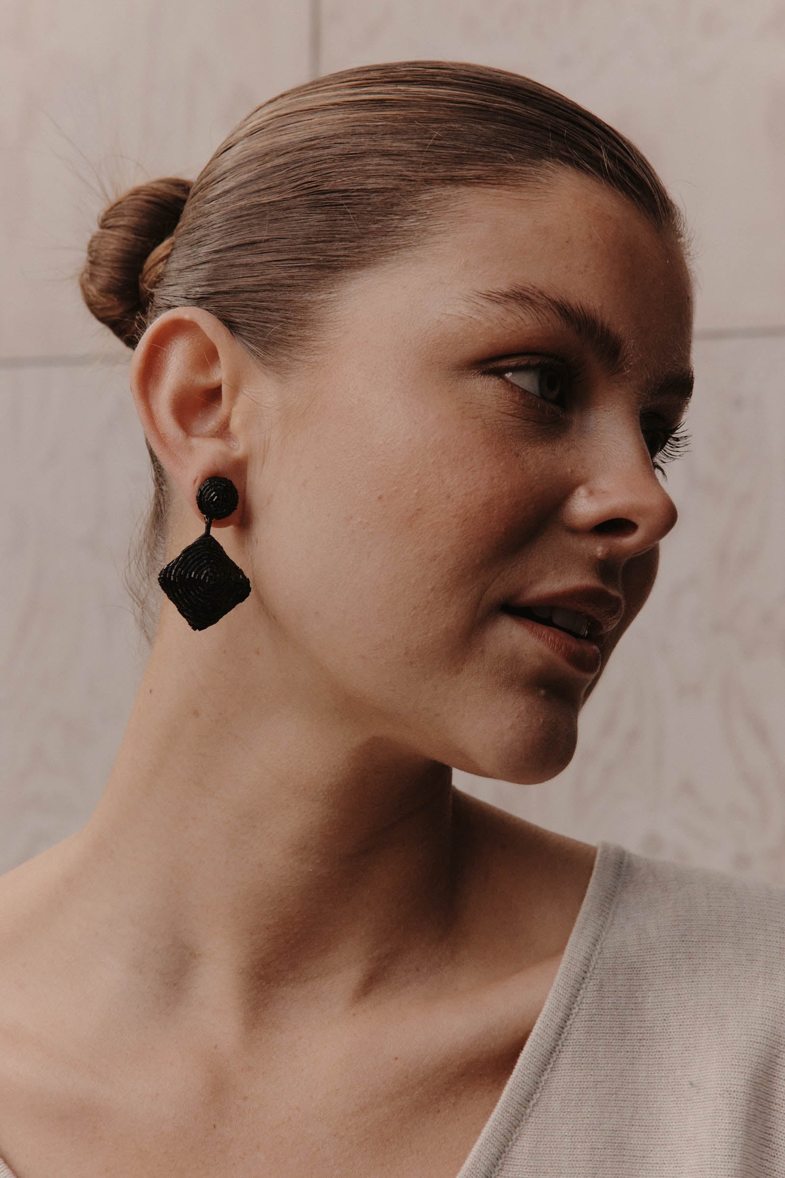 Elsie Square Earring - Black