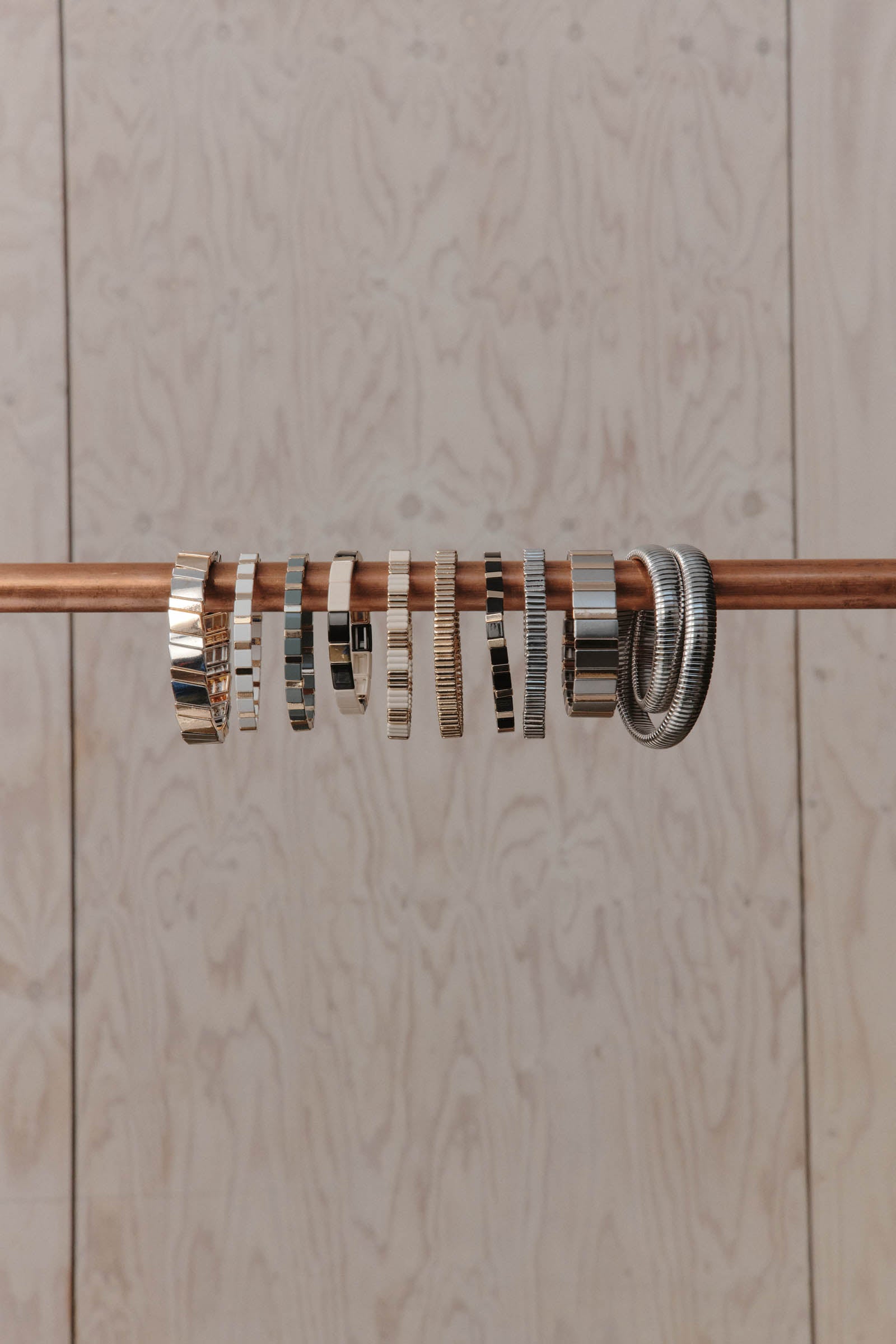 Merano Cuff - Black