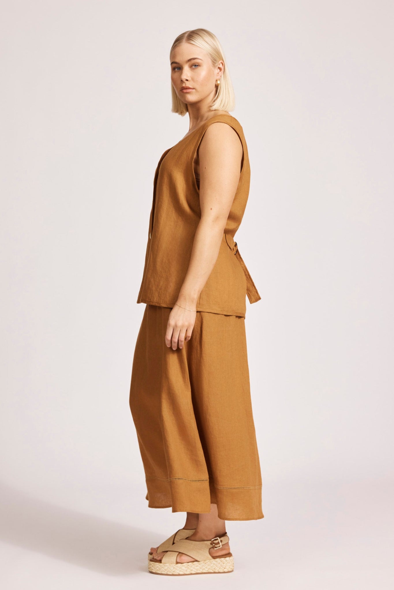 Miramar Vest - Caramel
