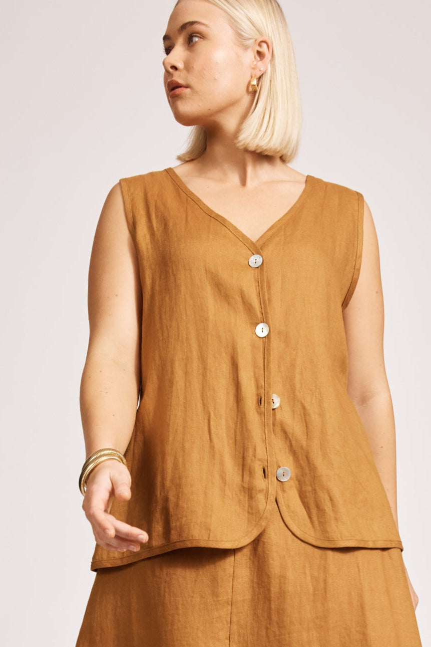 Miramar Vest - Caramel