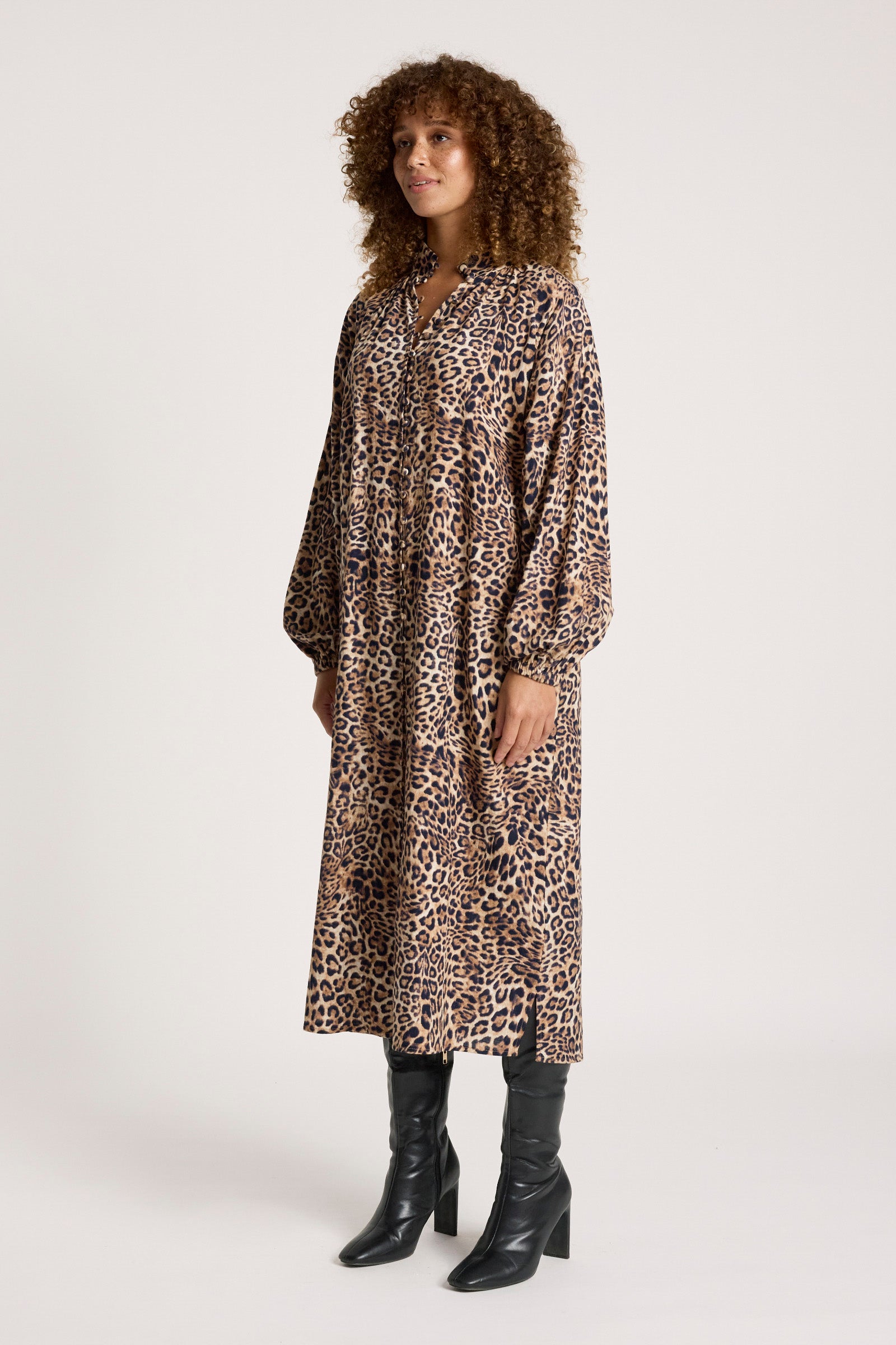 Bajau Button Dress - Nomad