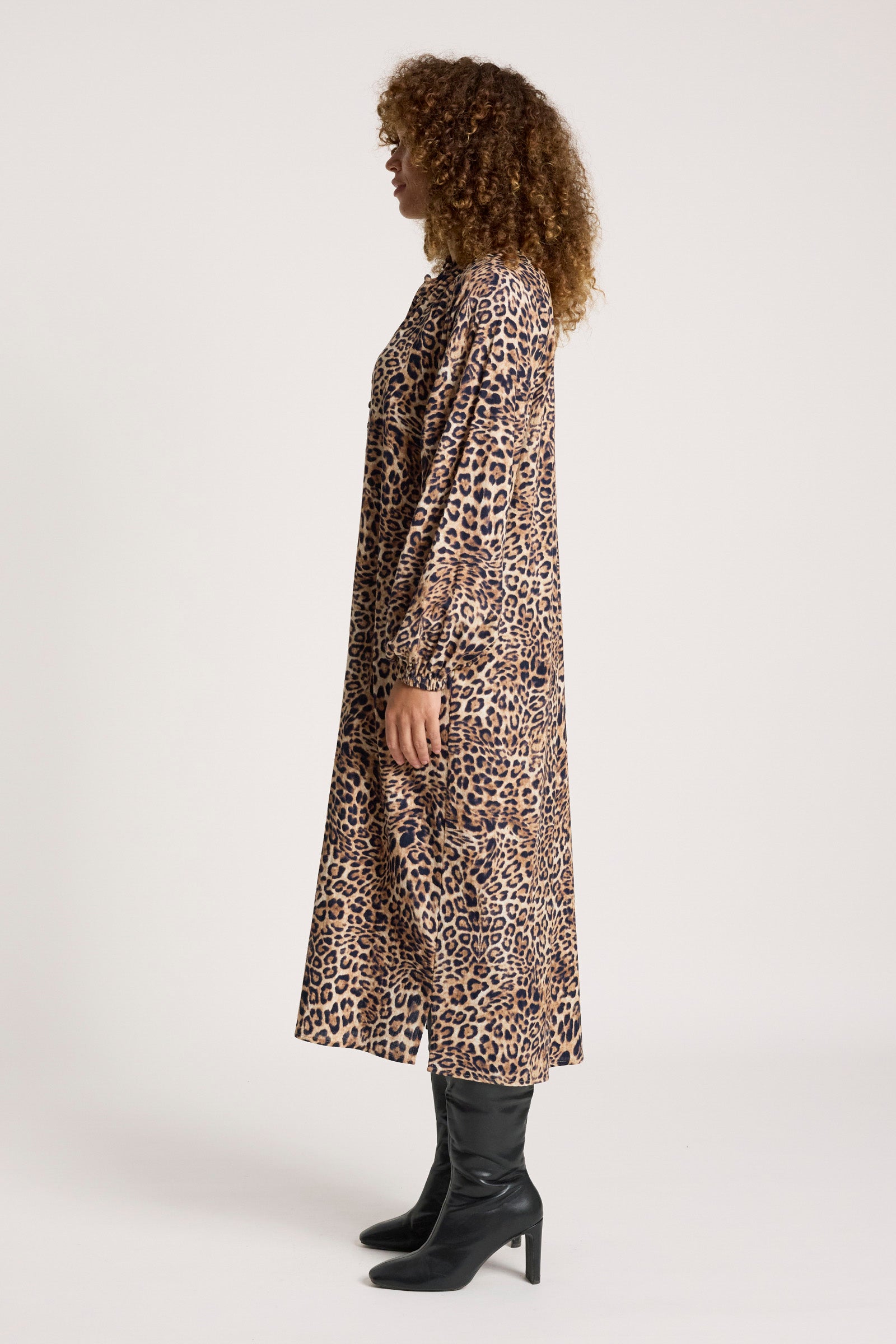 Bajau Button Dress - Nomad