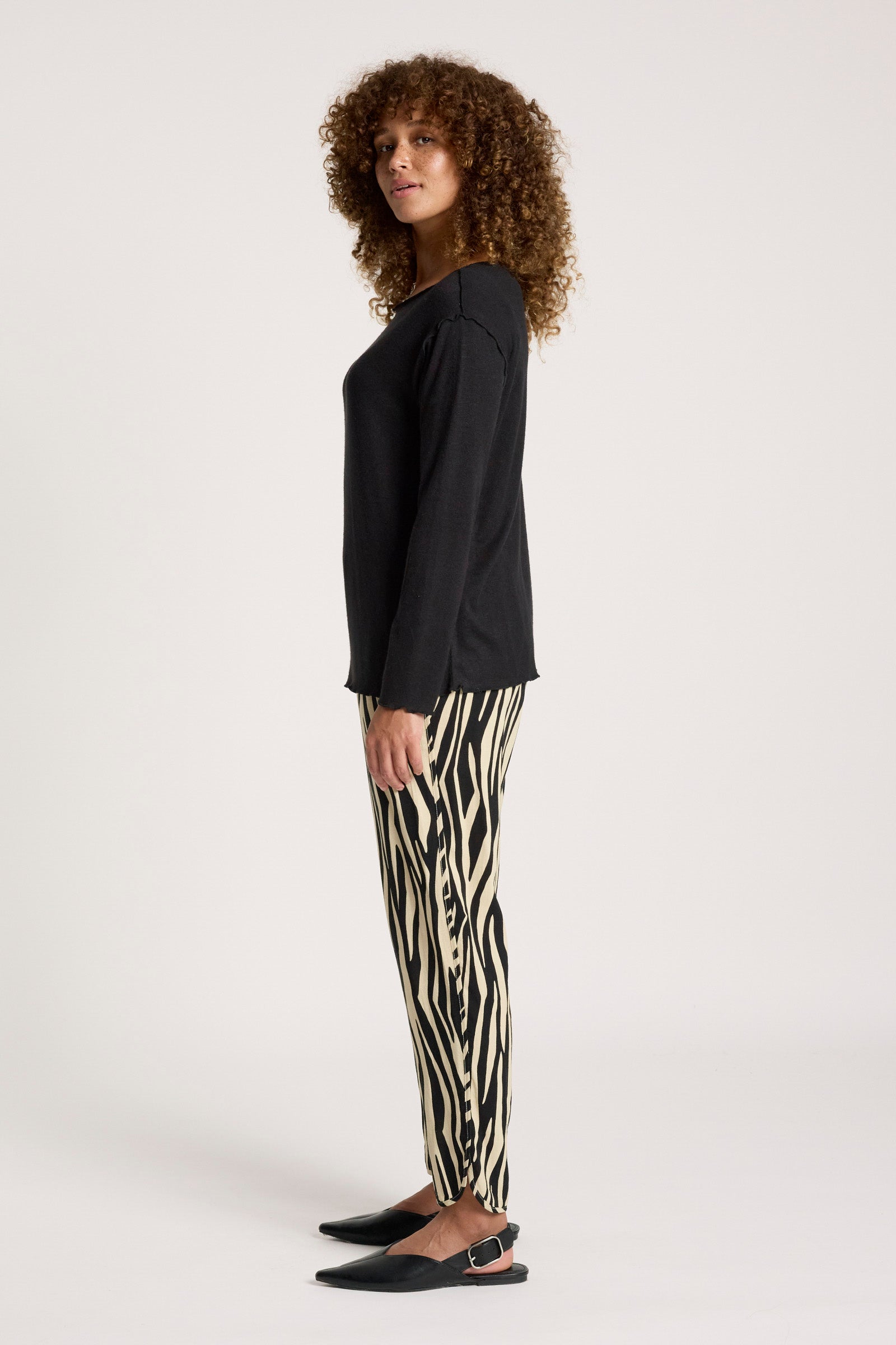 Aria Long Sleeve Top - Black