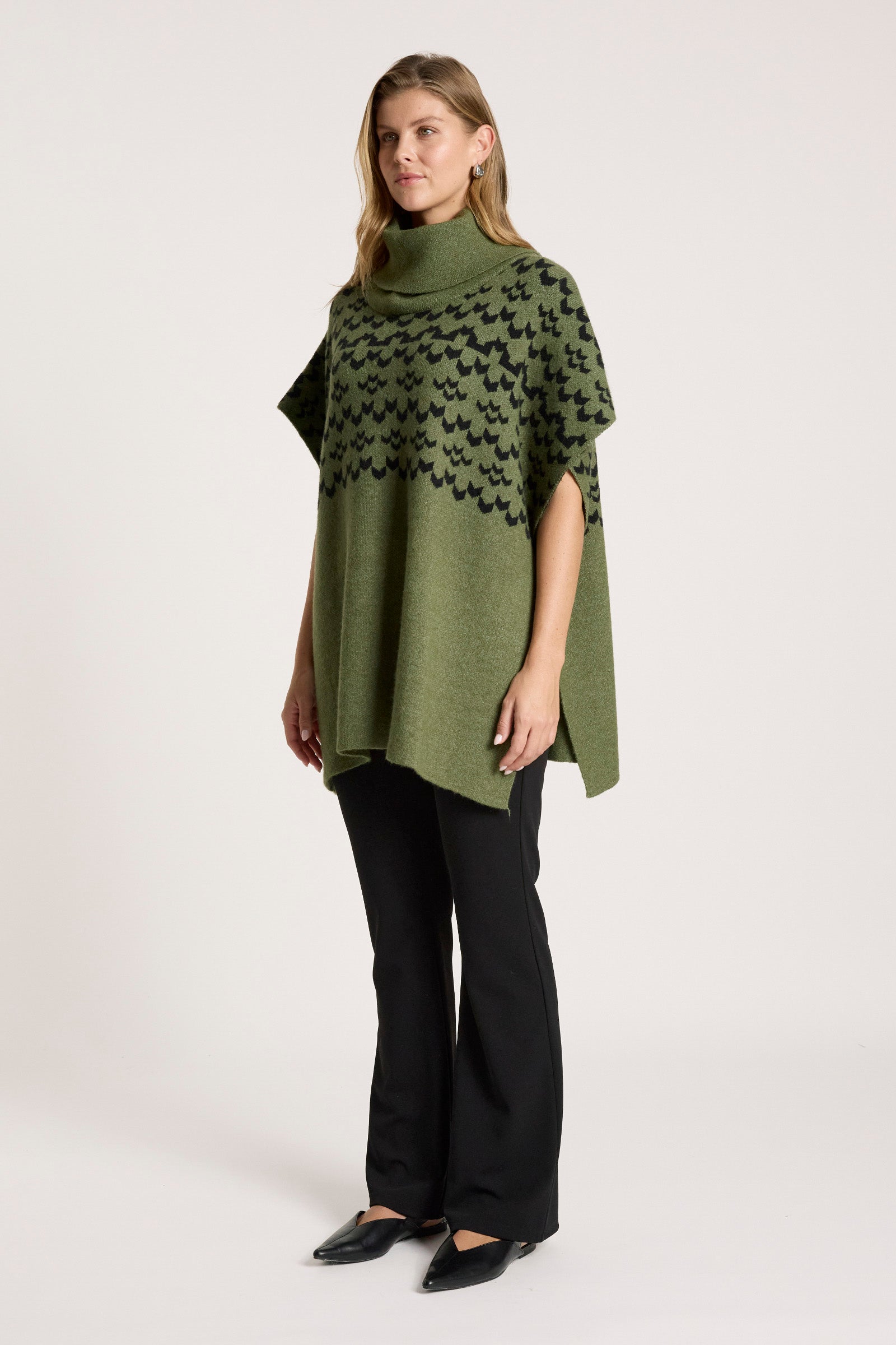 Maasai Poncho - Pampas/Black